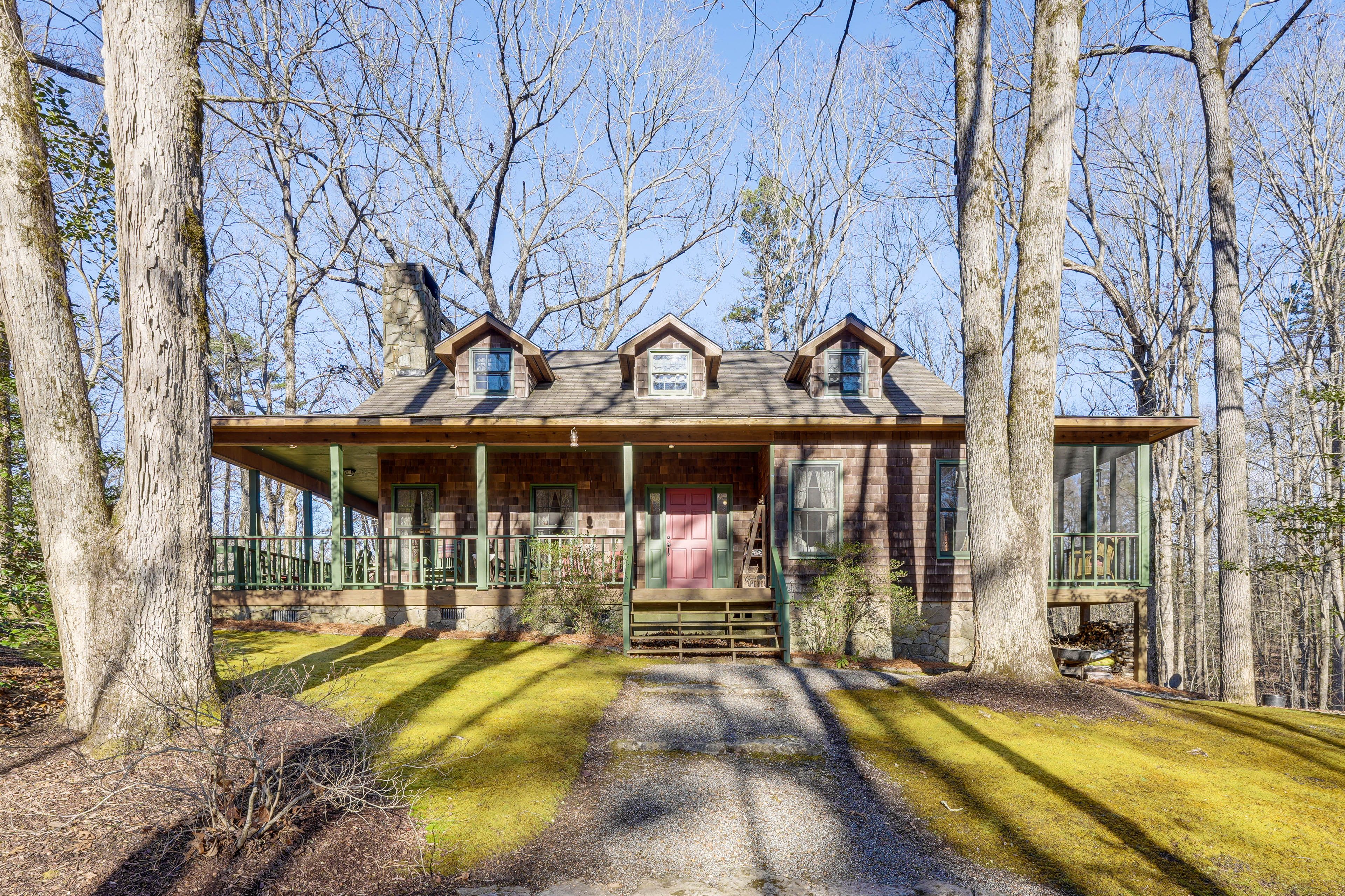 Parking | Driveway (4 Vehicles)