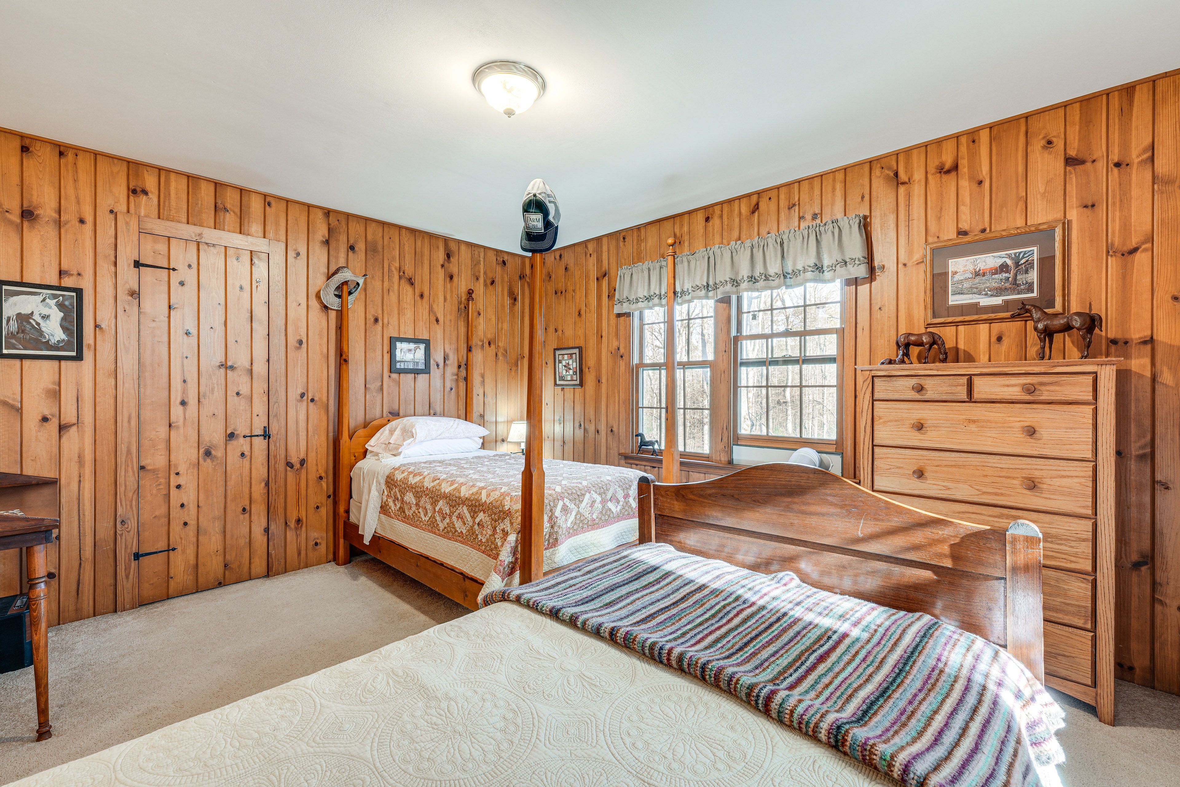 Bedroom 3 | 2 Twin Beds | 2nd Floor