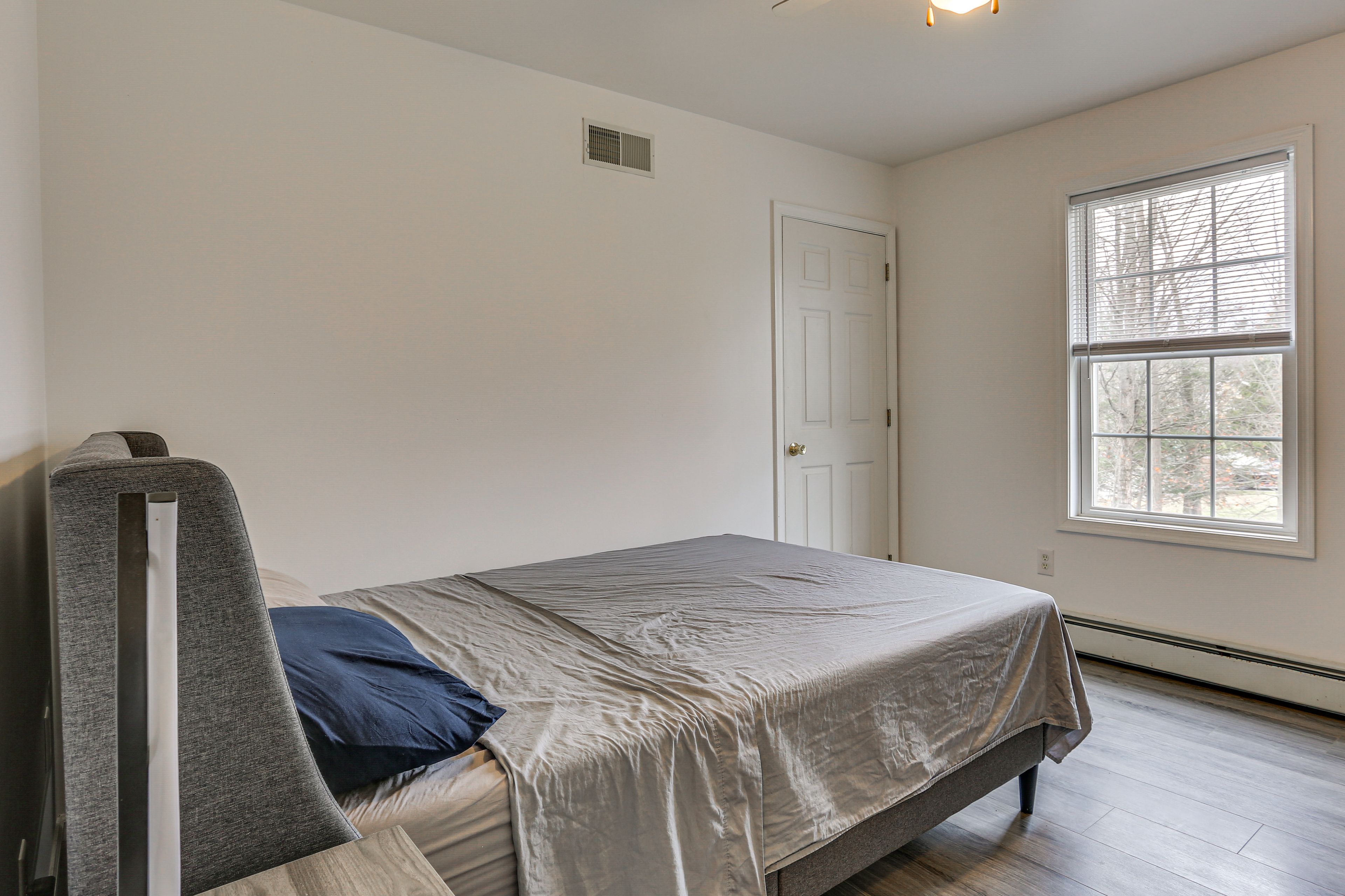 Bedroom 2 | 2nd Floor | Queen Bed | Linens Provided