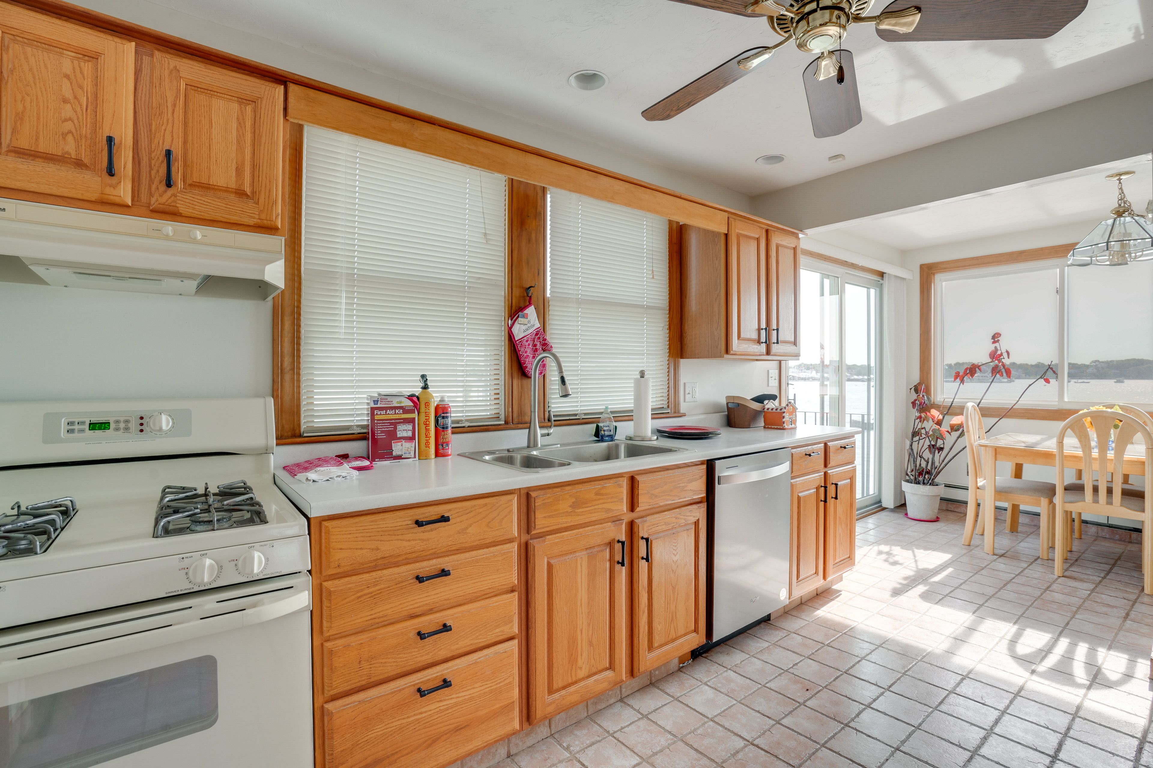 Kitchen | Keurig Coffee Maker | Dishwasher | Cooking Basics | 1st Floor