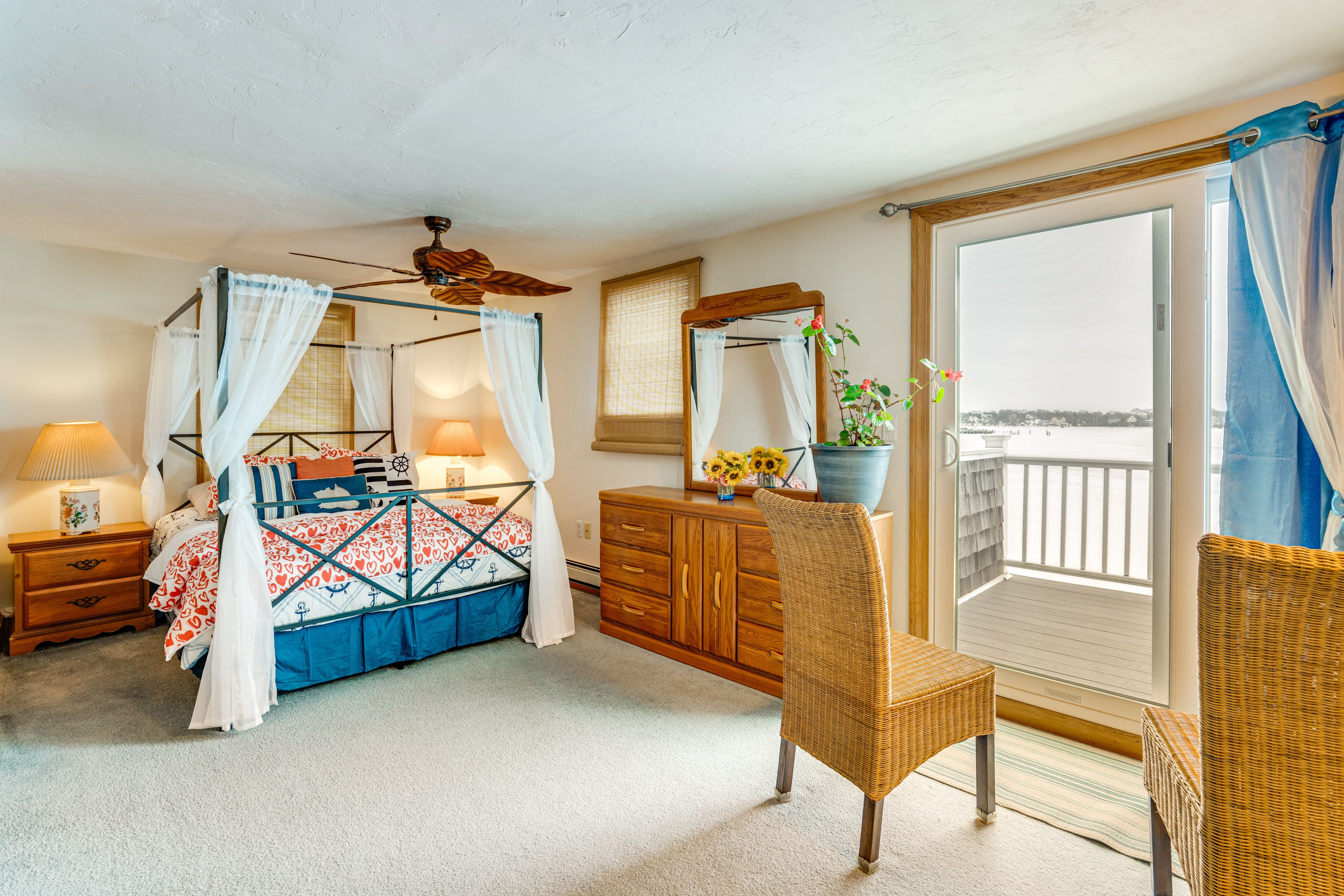 Bedroom 2 | Queen Bed | 2nd Floor