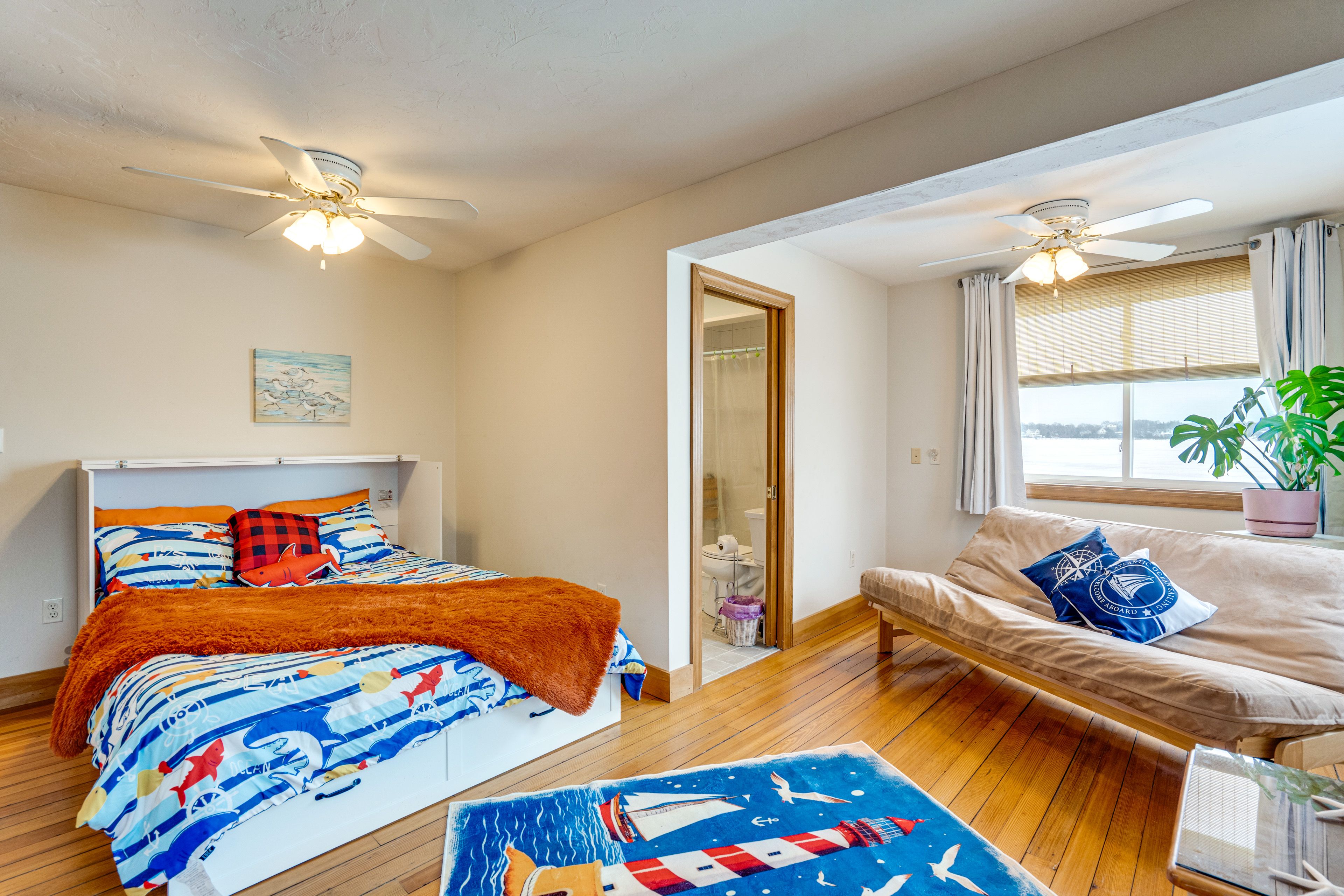 Bedroom 1 | Queen Bed | Futon | 1st Floor