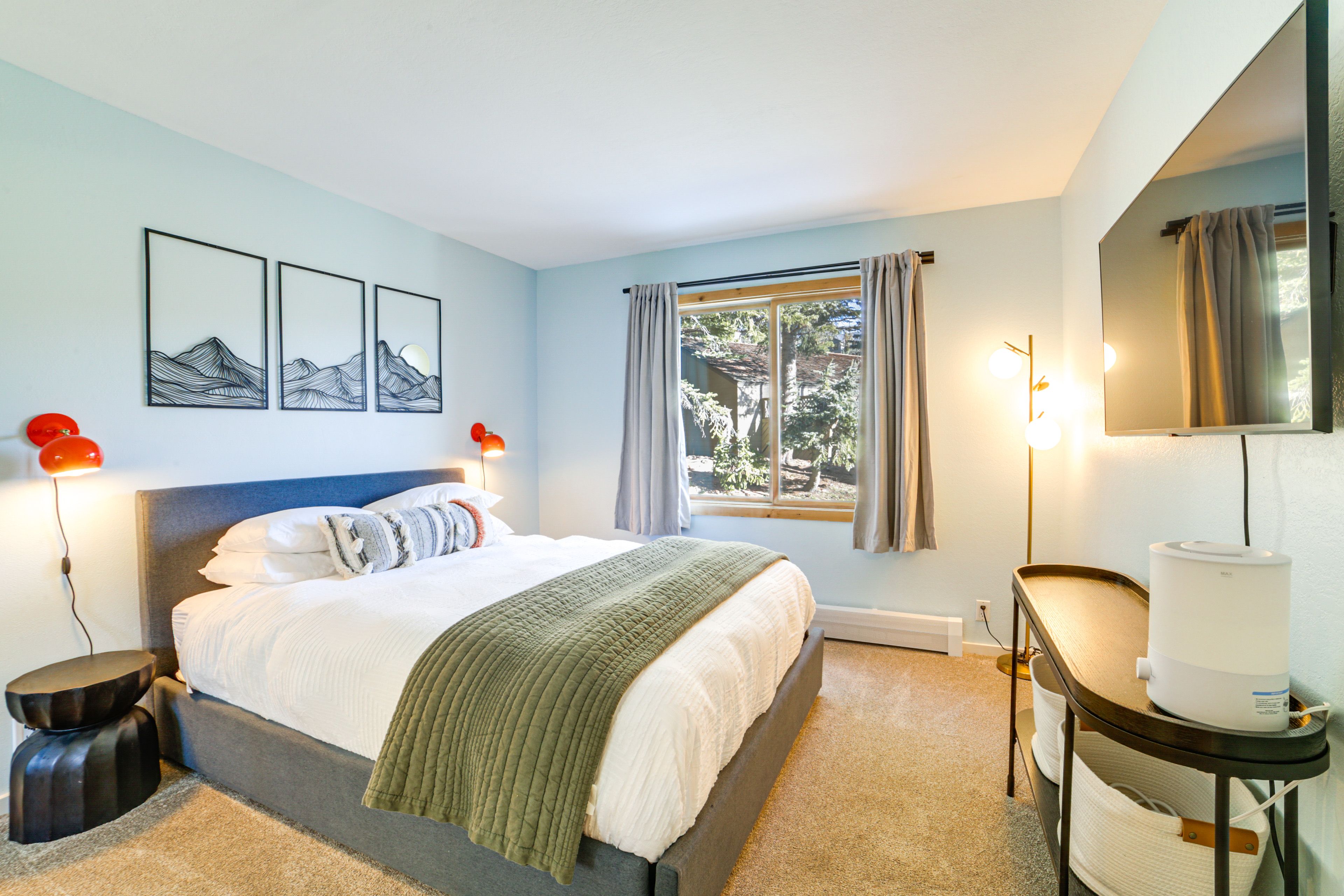 Bedroom 2 | Queen Bed | Ground Floor