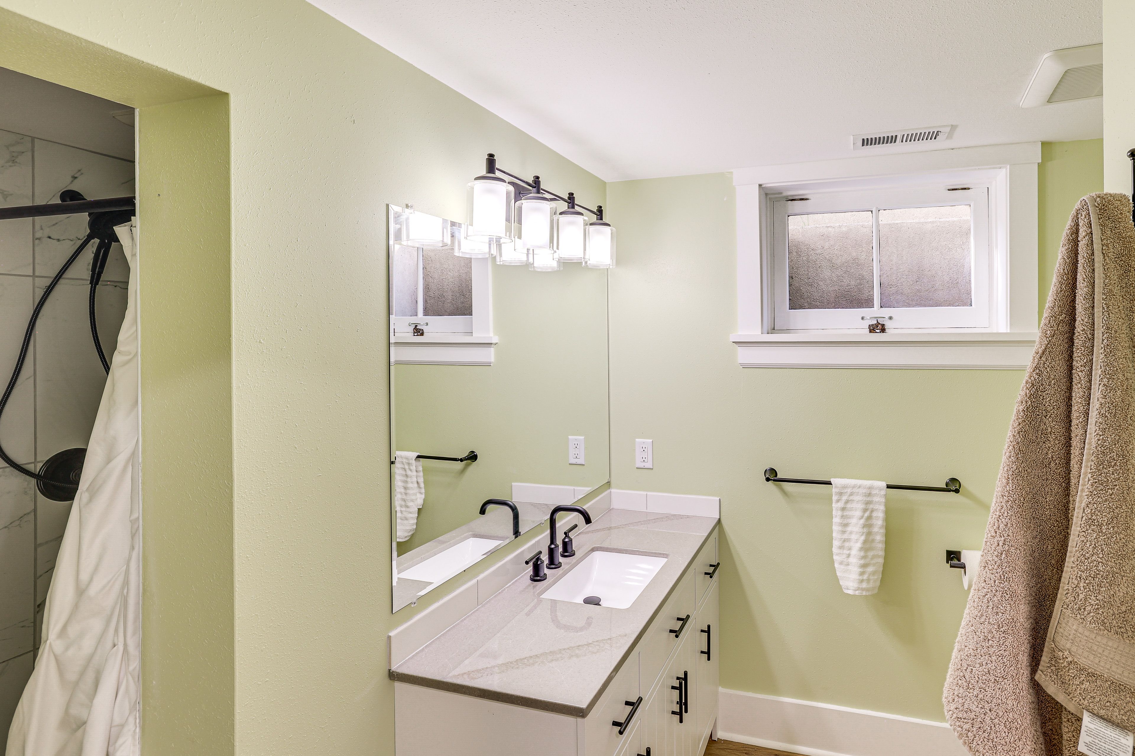 Bathroom | Basement Level