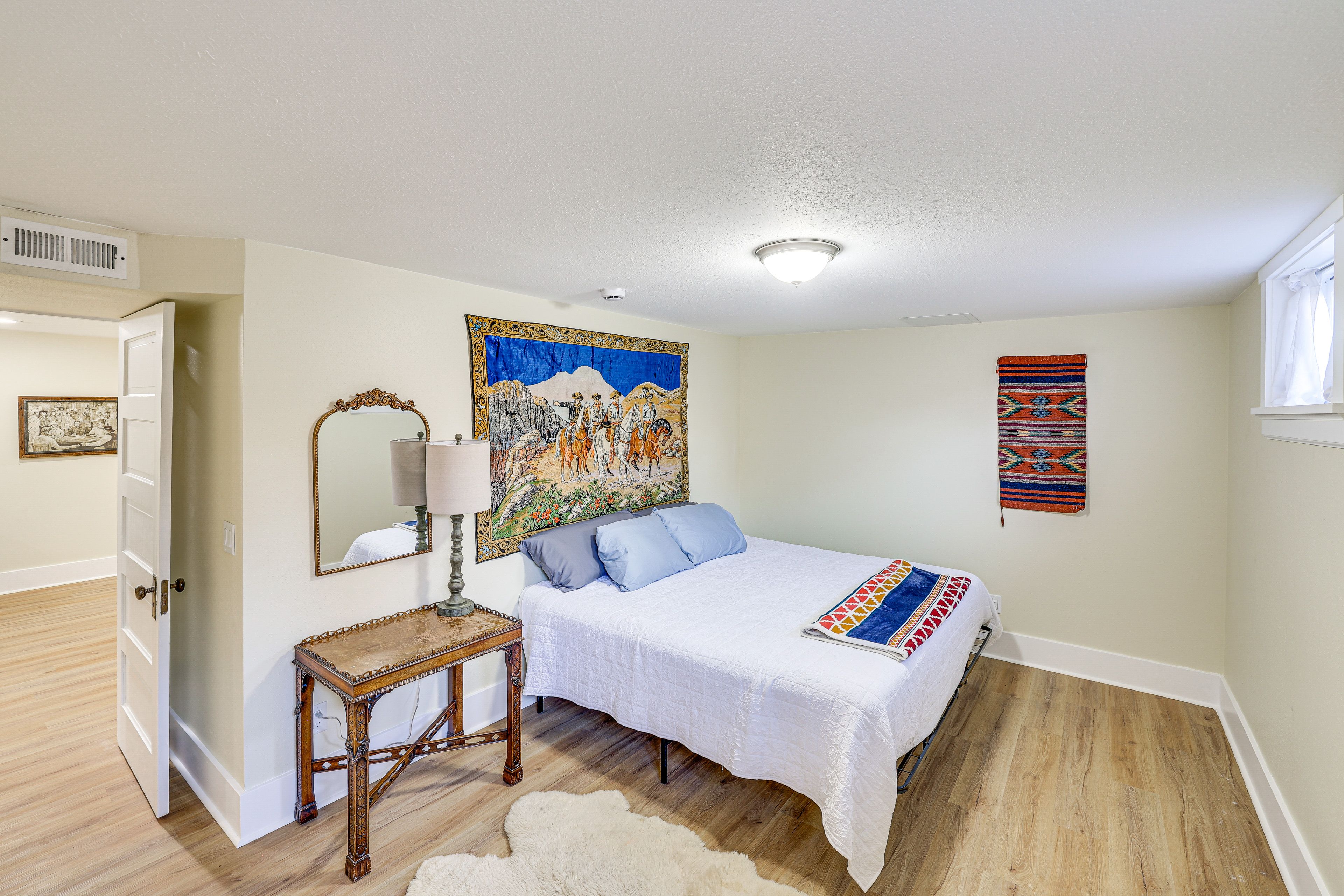 Bedroom 3 | King Bed | Basement Level