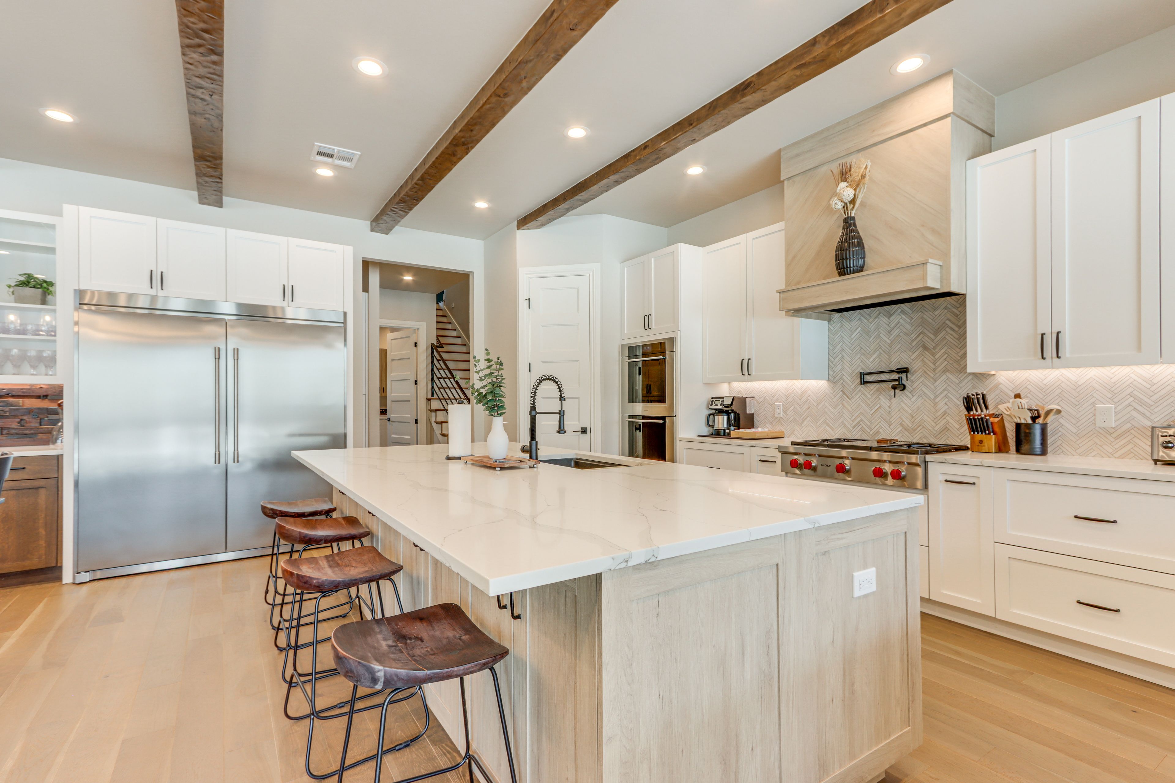 Kitchen | Dishwasher | Microwave | 1st Floor