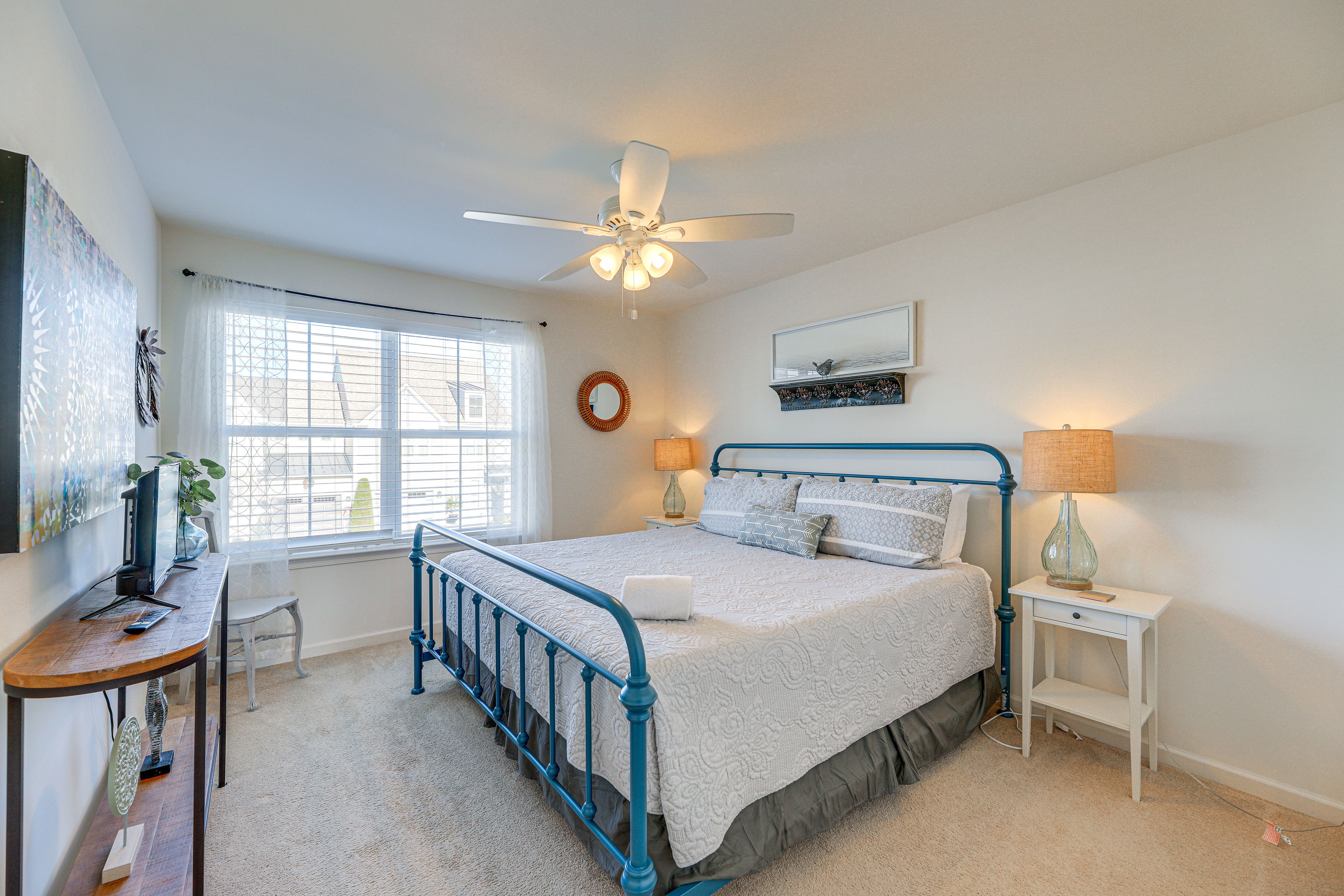 Bedroom 2 | King Bed | 2nd Floor