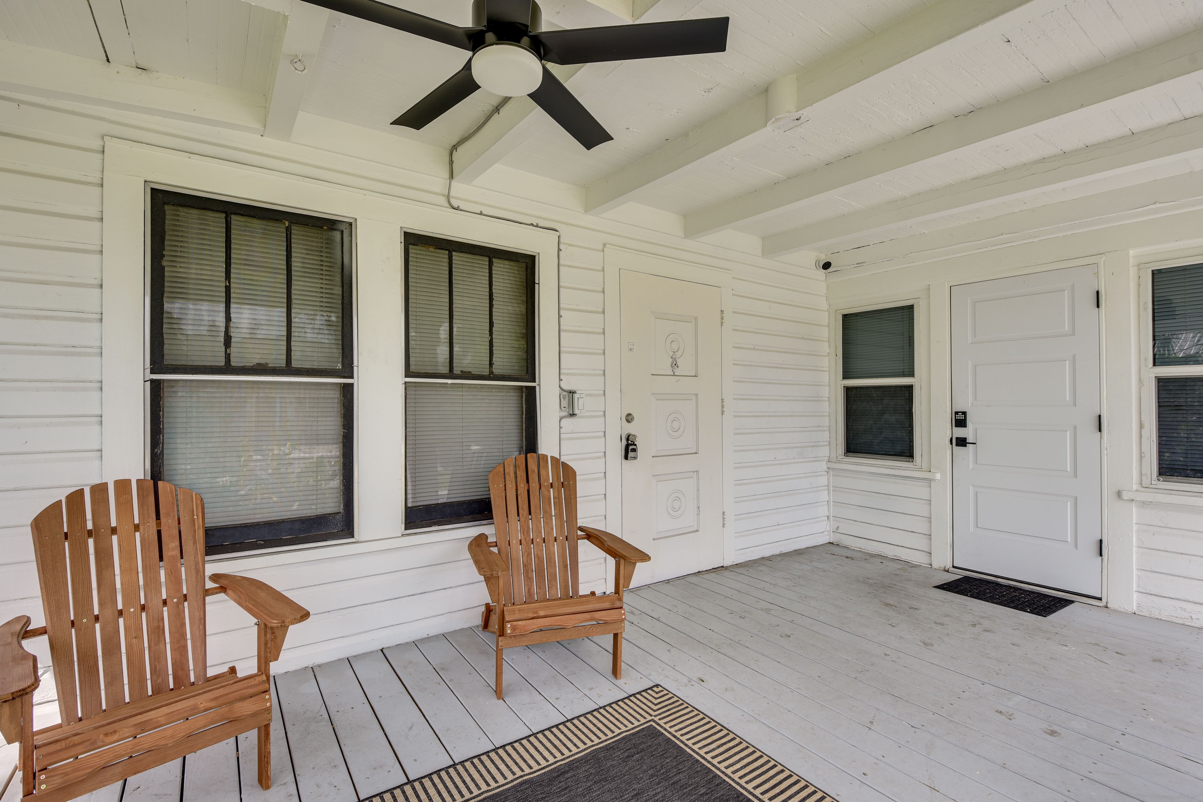 Shared Front Porch