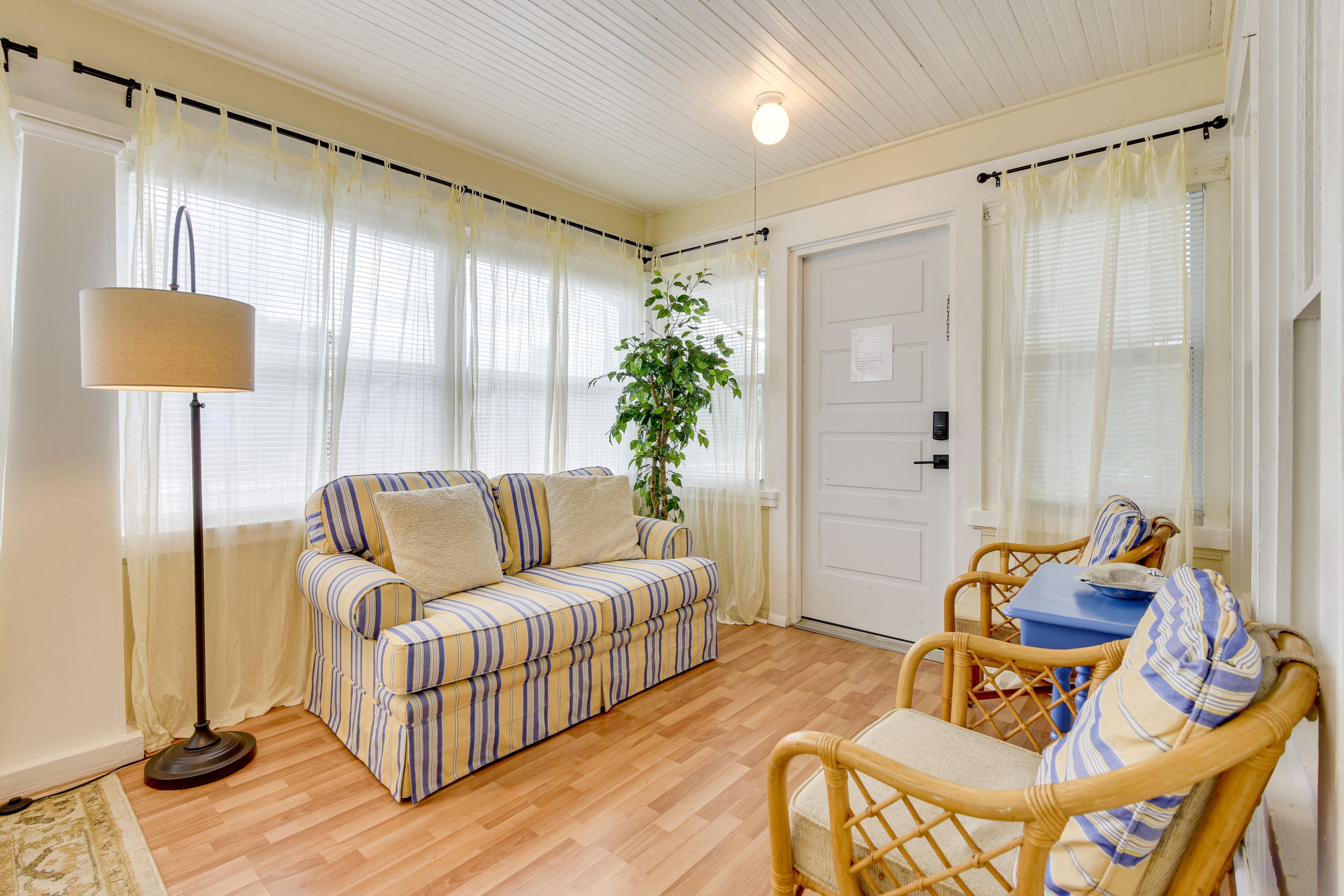 Enclosed Sunroom | Full Sleeper Sofa | Window A/C Units