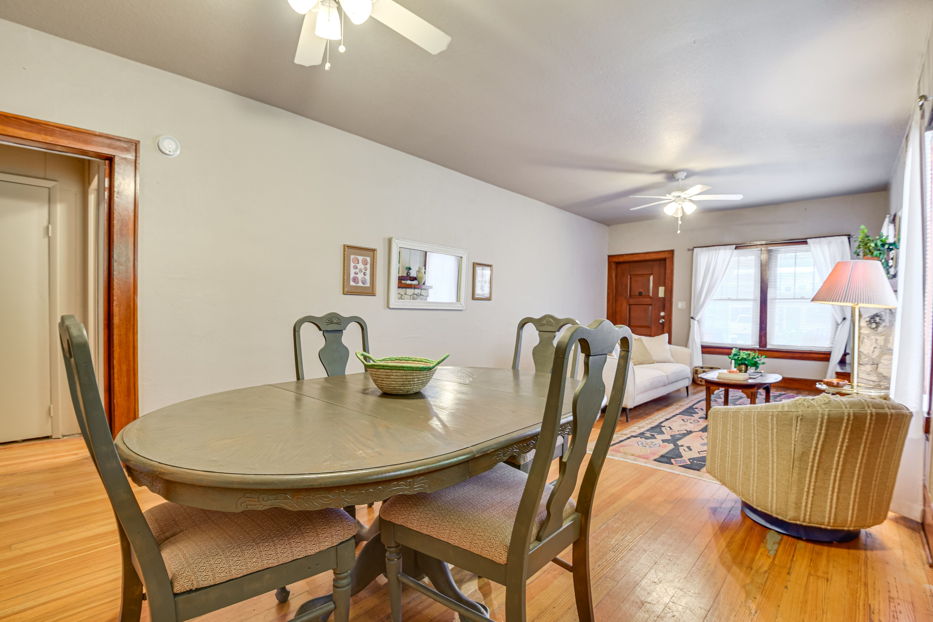 Dining Area | Dishware & Flatware