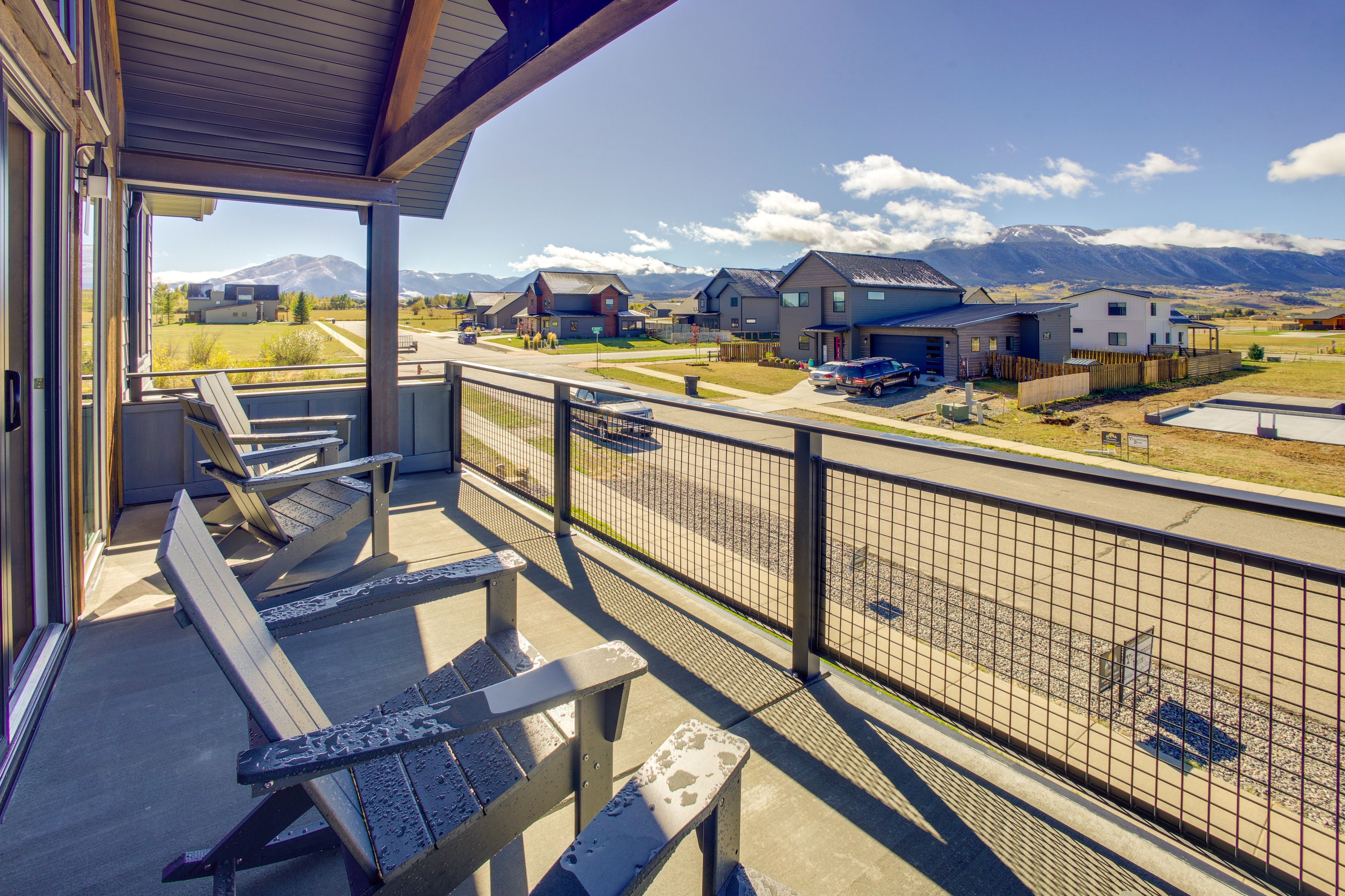 Balcony | Mountain Views