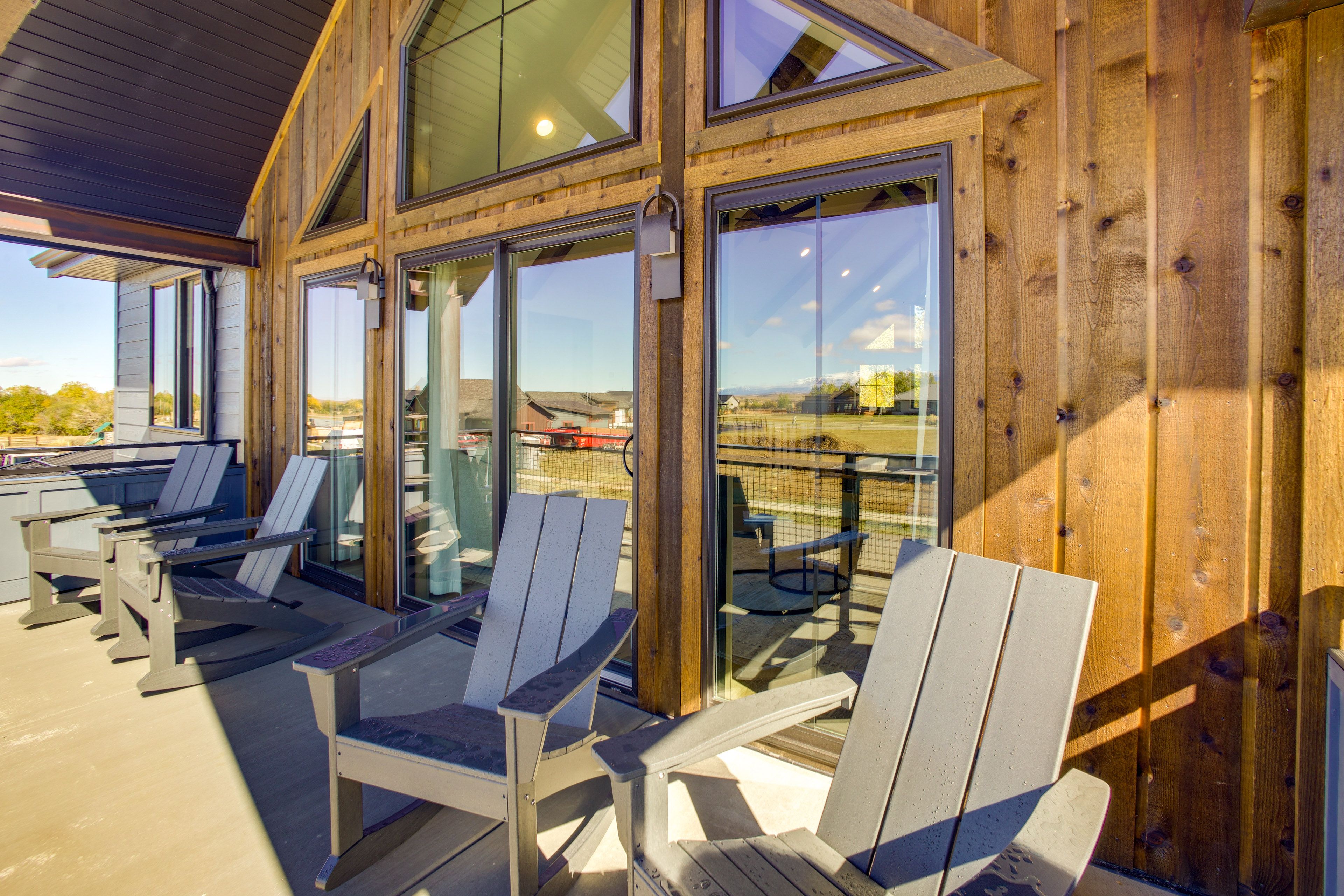 Balcony | Mountain Views