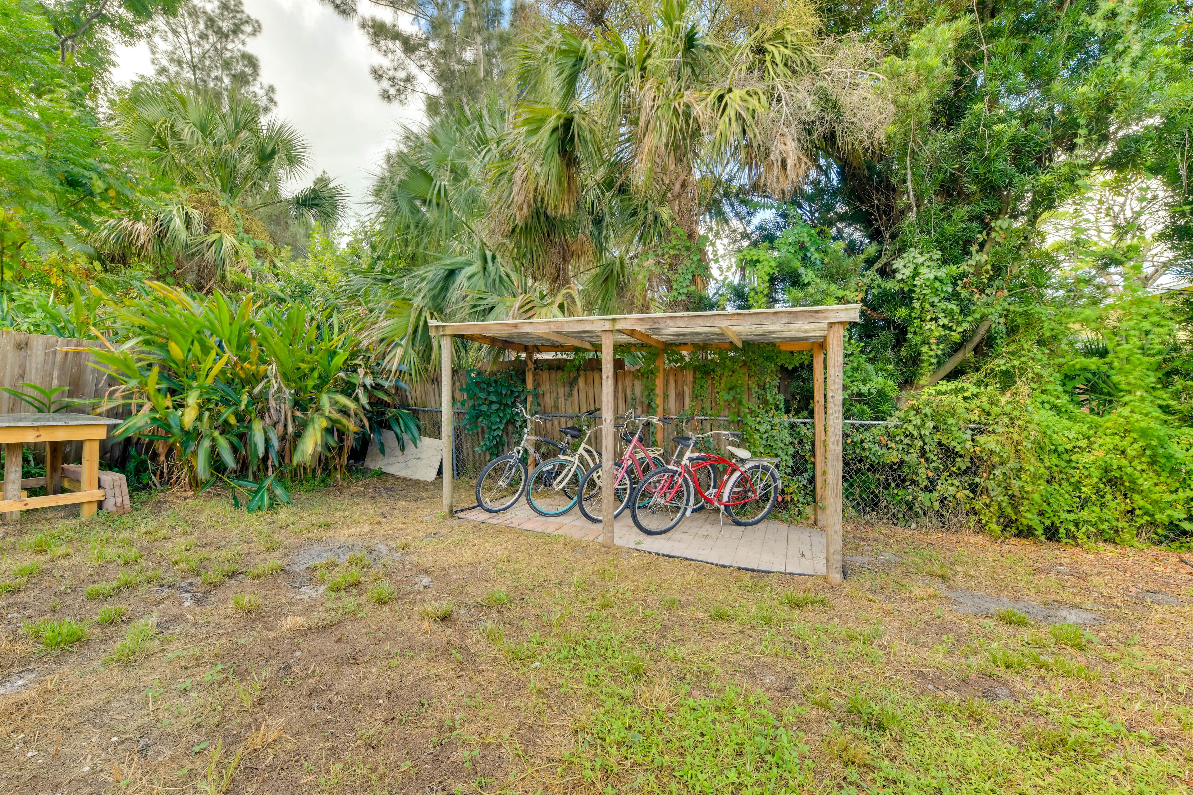 Parking | Shared Driveway (2 Vehicles)