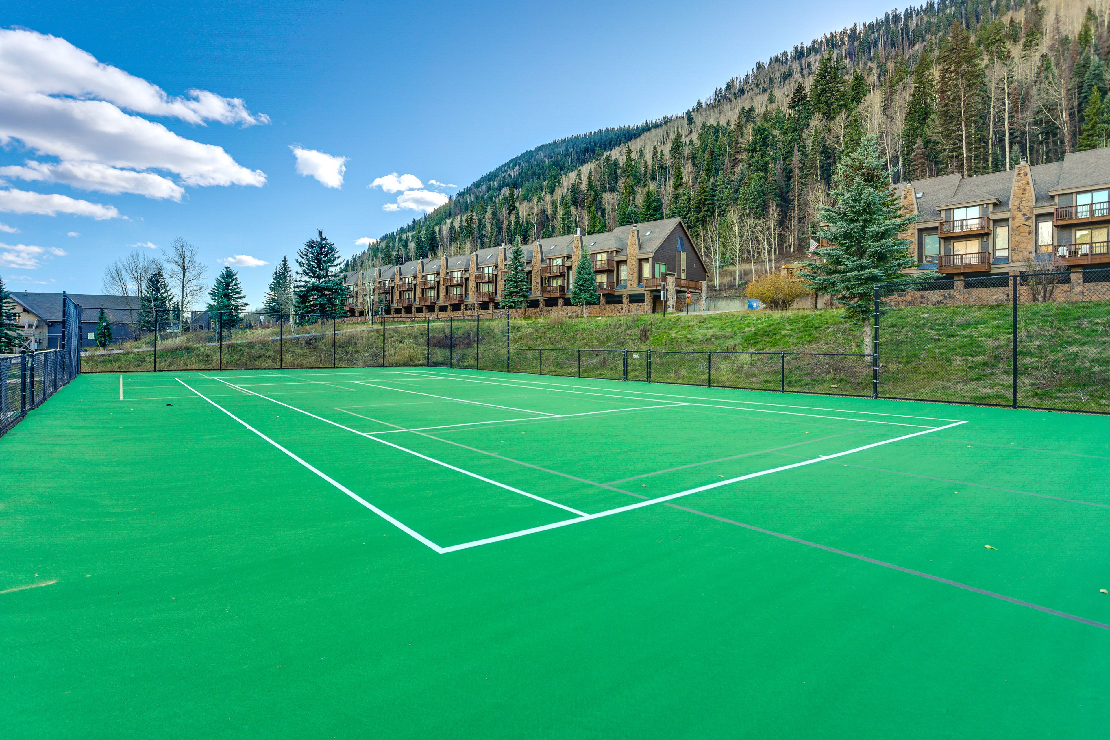 Community Amenities | Cascade Village