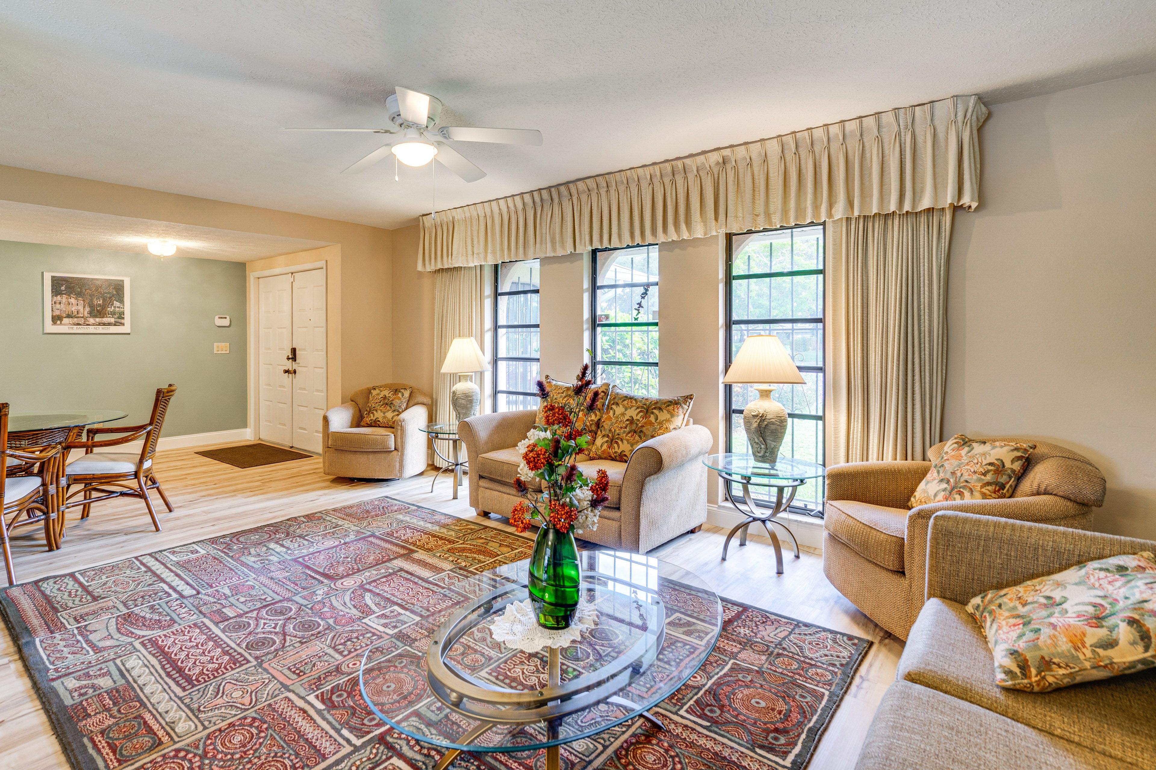Living Room | Central Air Conditioning
