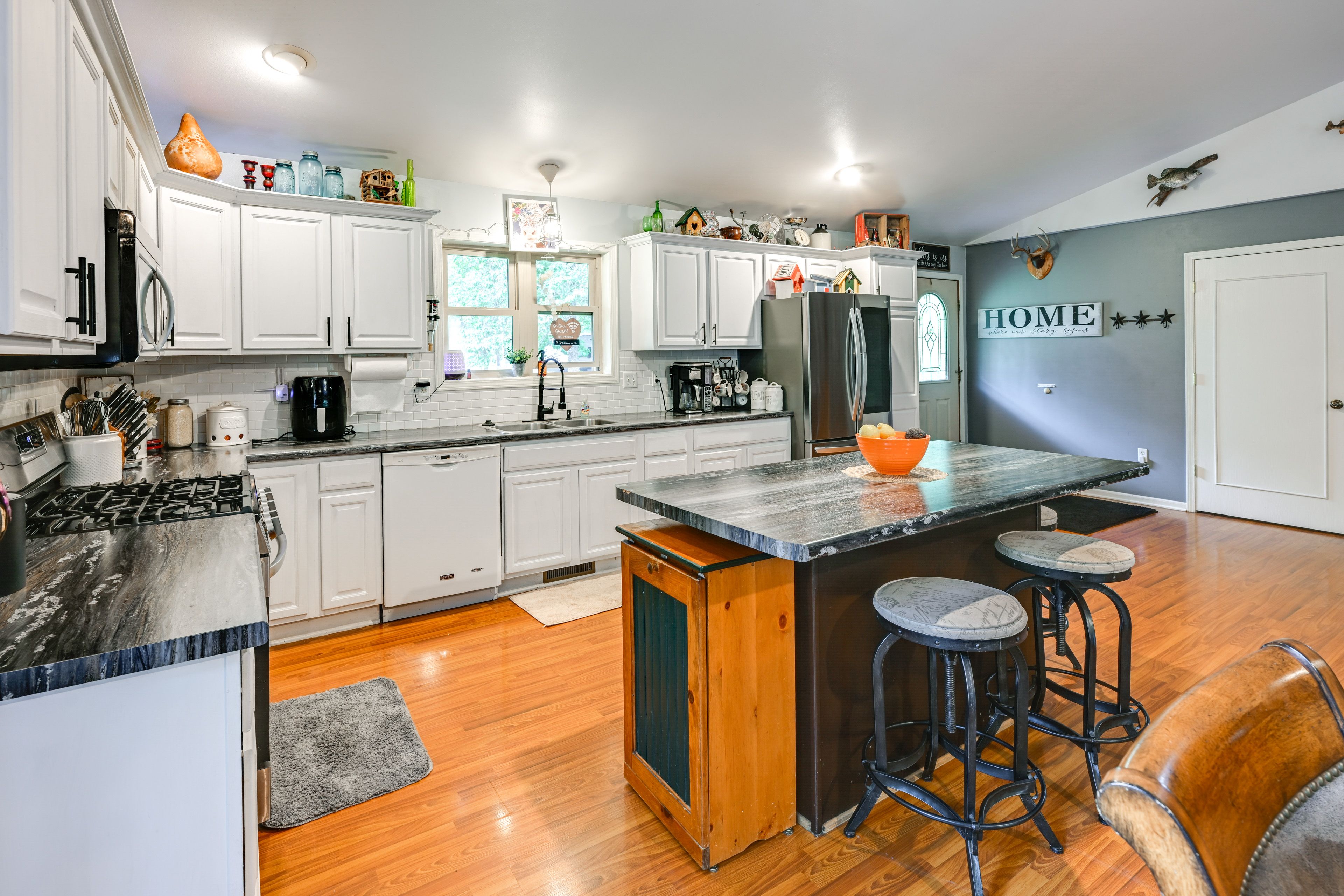 Kitchen | Main Floor | Air Fryer | Keurig Coffee Maker (Starter Coffee Provided)