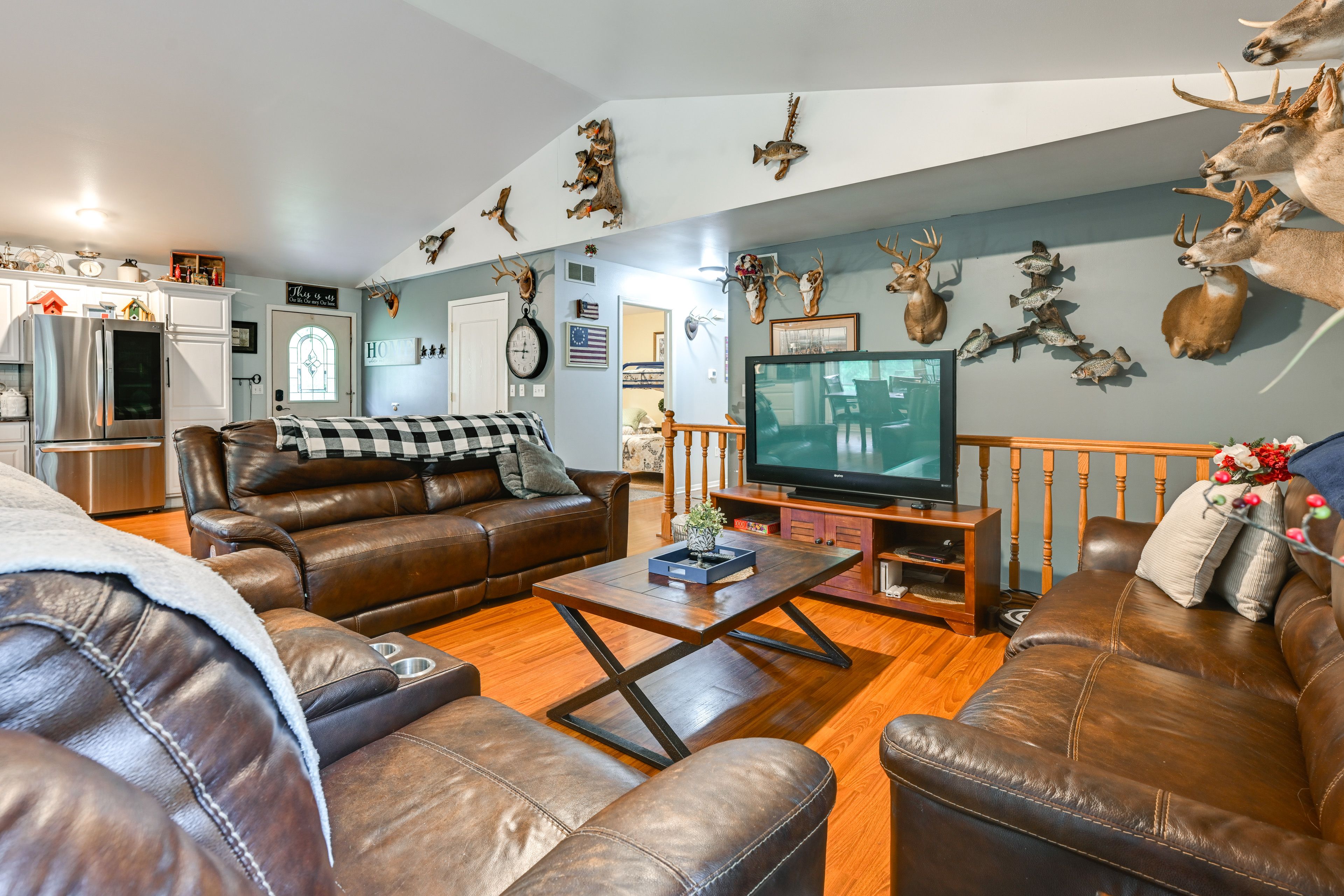 Living Room | Main Floor | Queen Sleeper Sofa | Central A/C & Heating