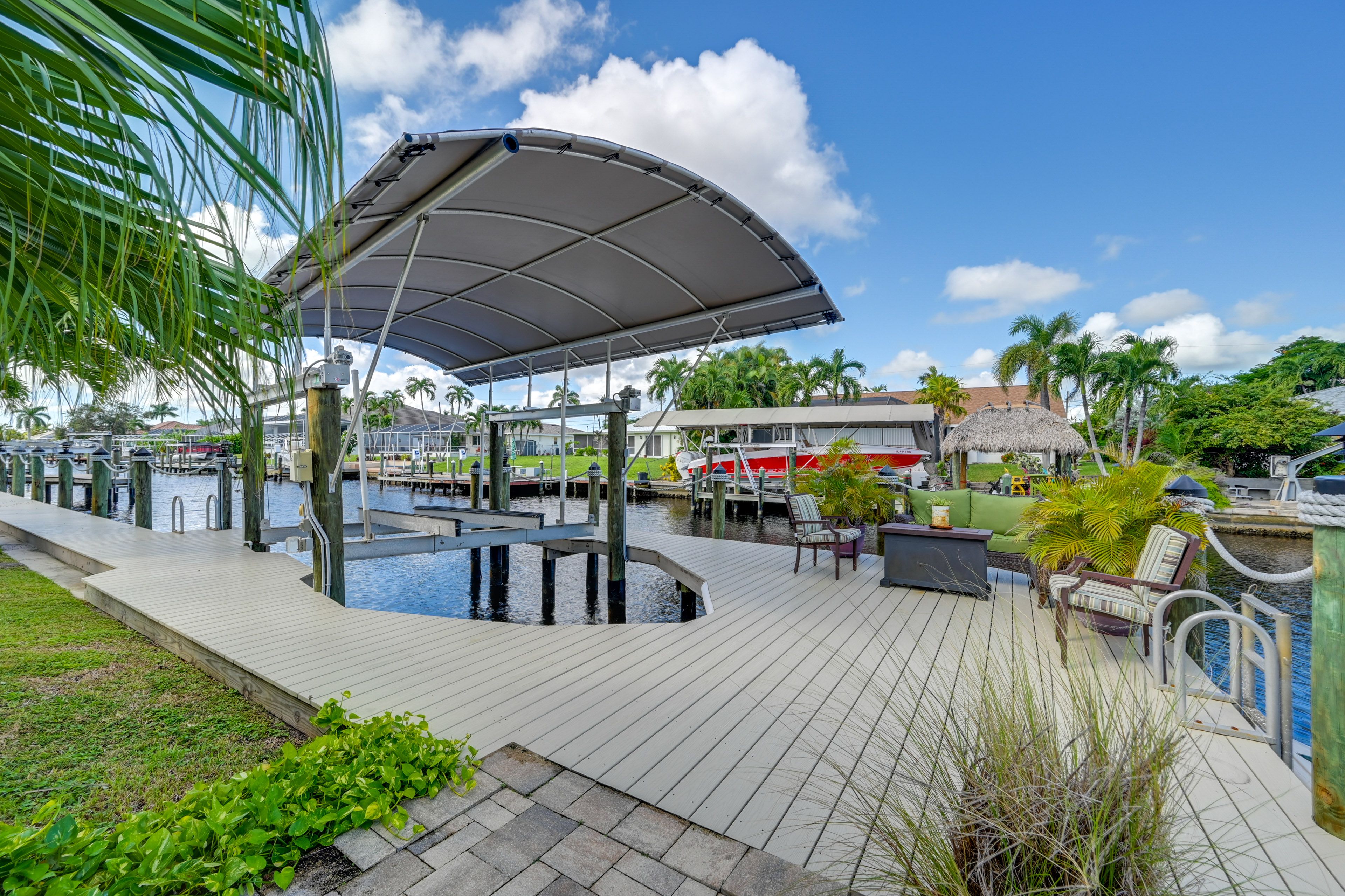 Canal Access On-Site | Private Dock/Slip