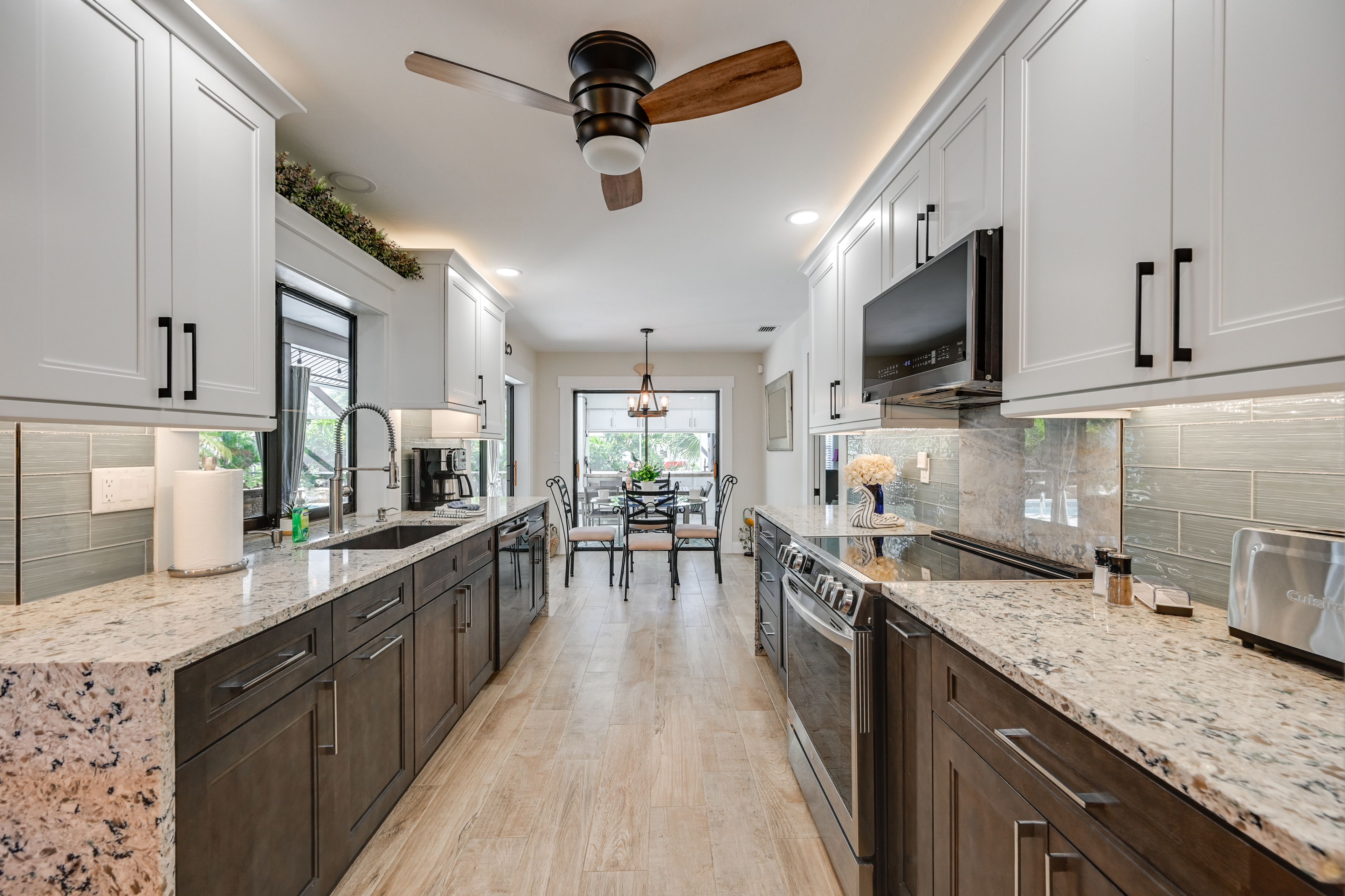 Kitchen | Dishwasher