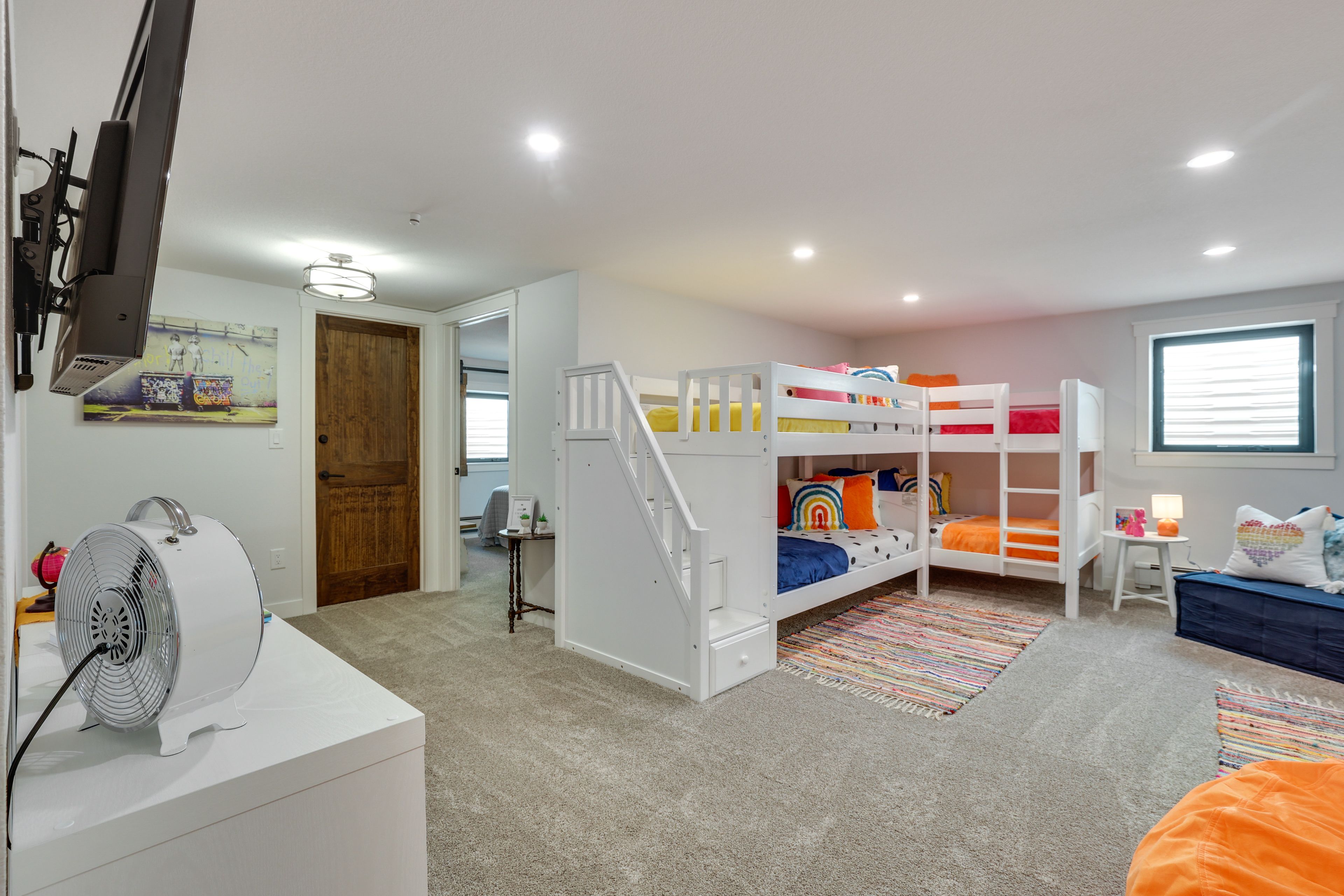 Bunk Room | Lower Level | 2 Twin Bunk Beds | Smart TV | Kids' Toys