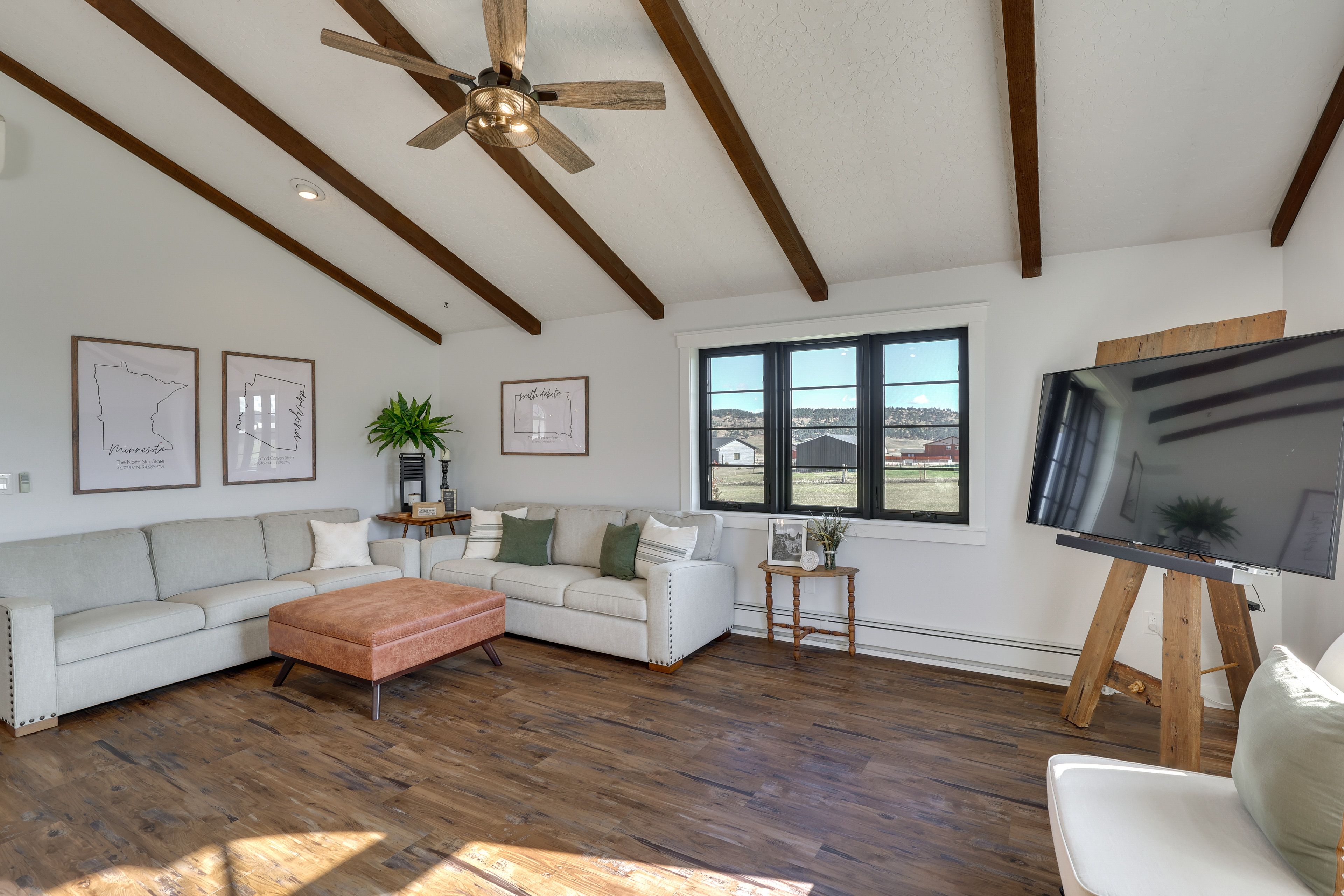 Living Room | Smart TV | Main Floor