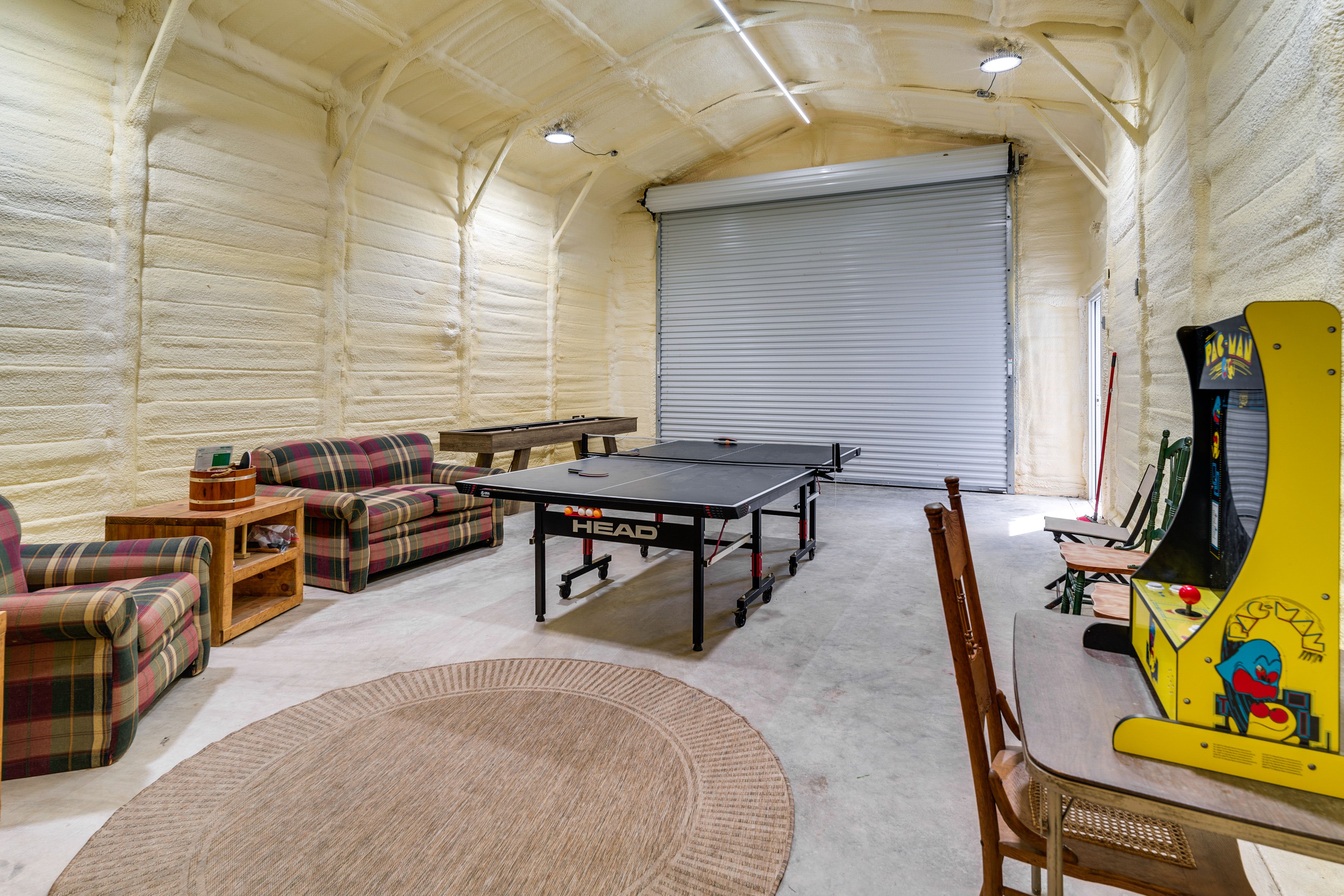 Insulated Shed | Ping-Pong Table