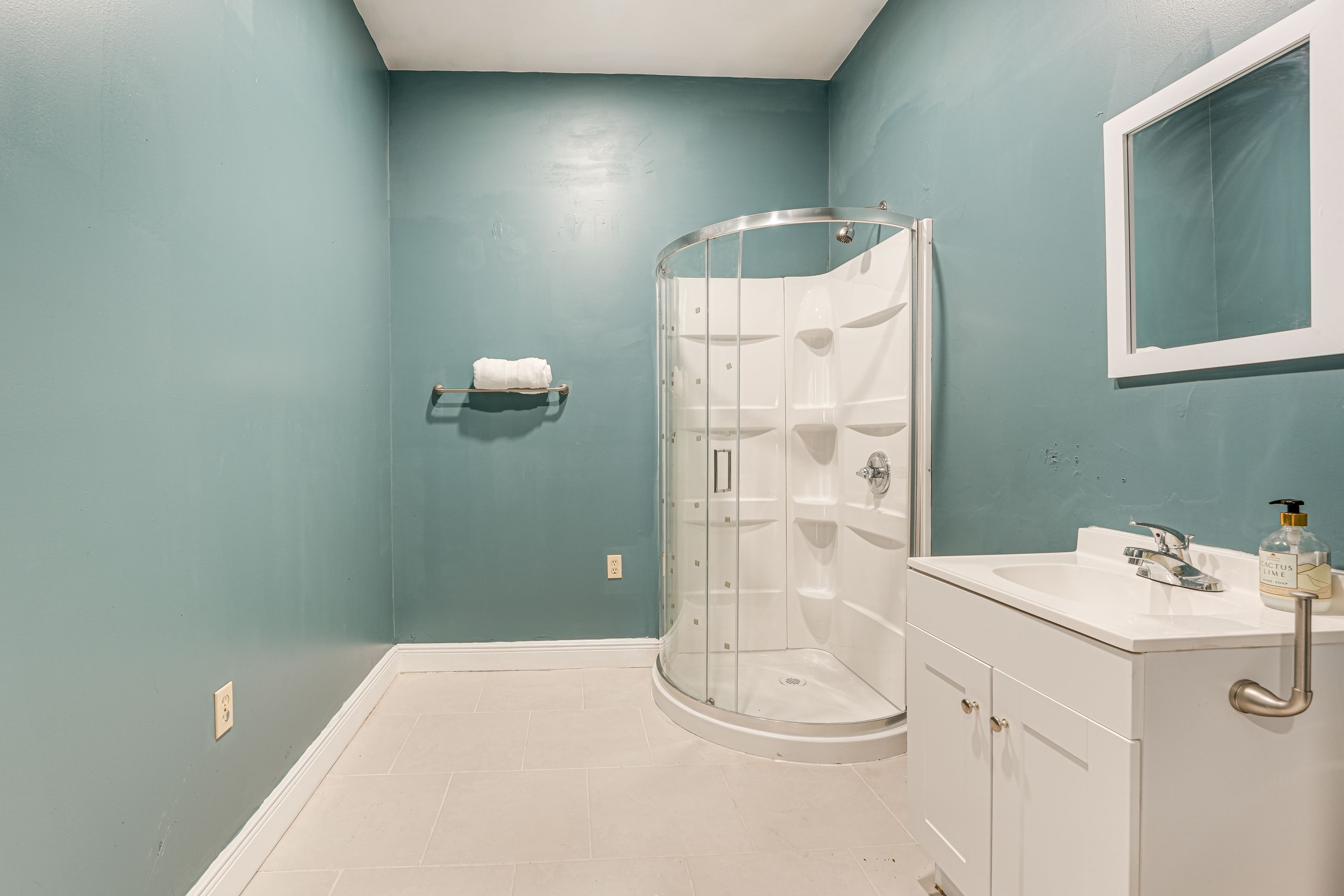 Bathroom | Towels Provided