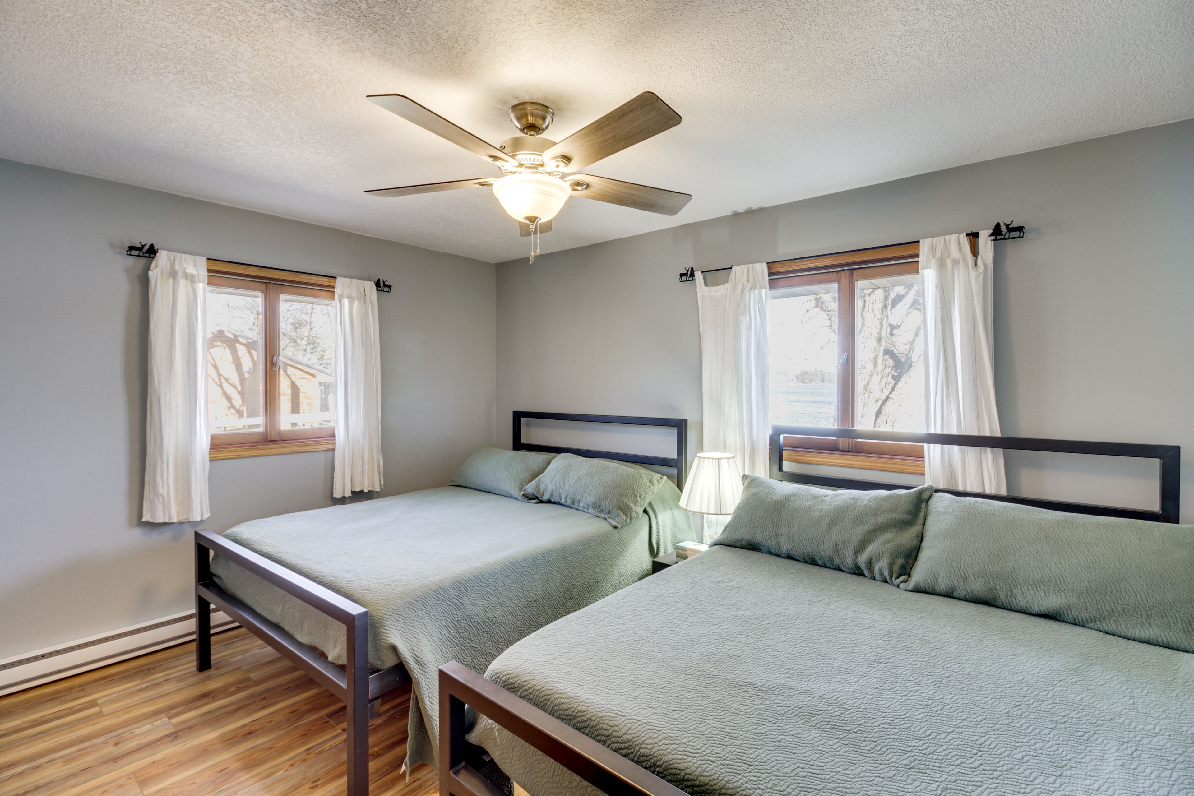 Bedroom 2 | 2 Queen Beds