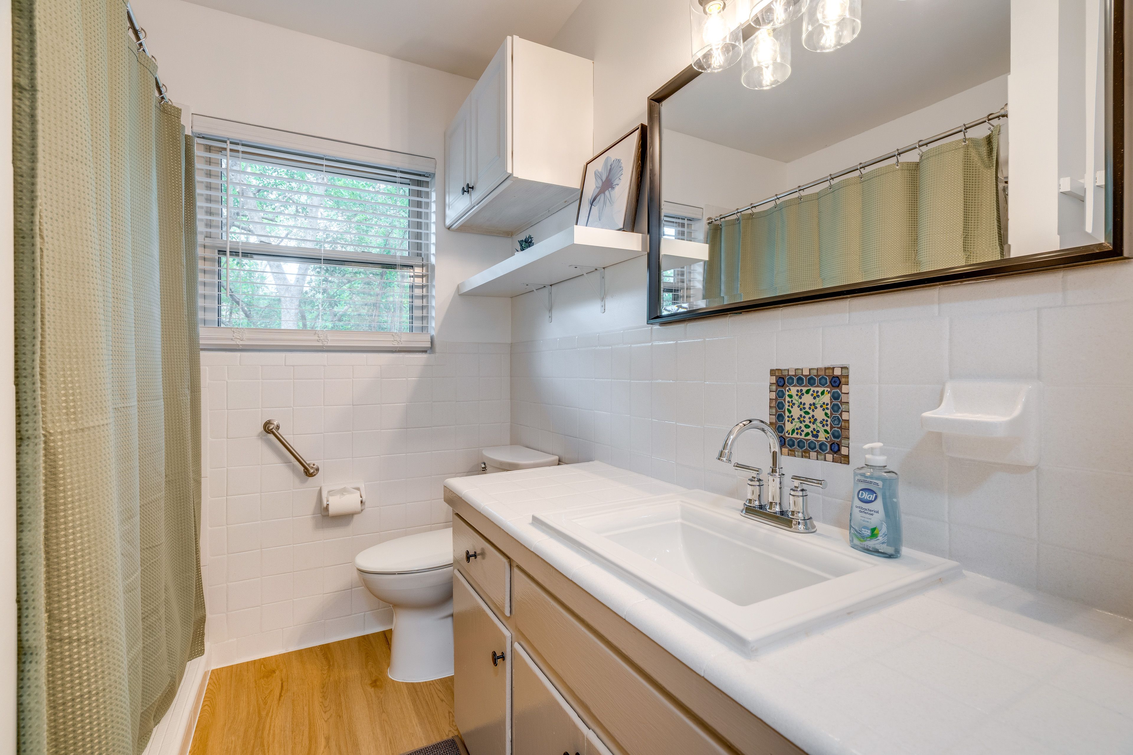 Bathroom | Towels Provided