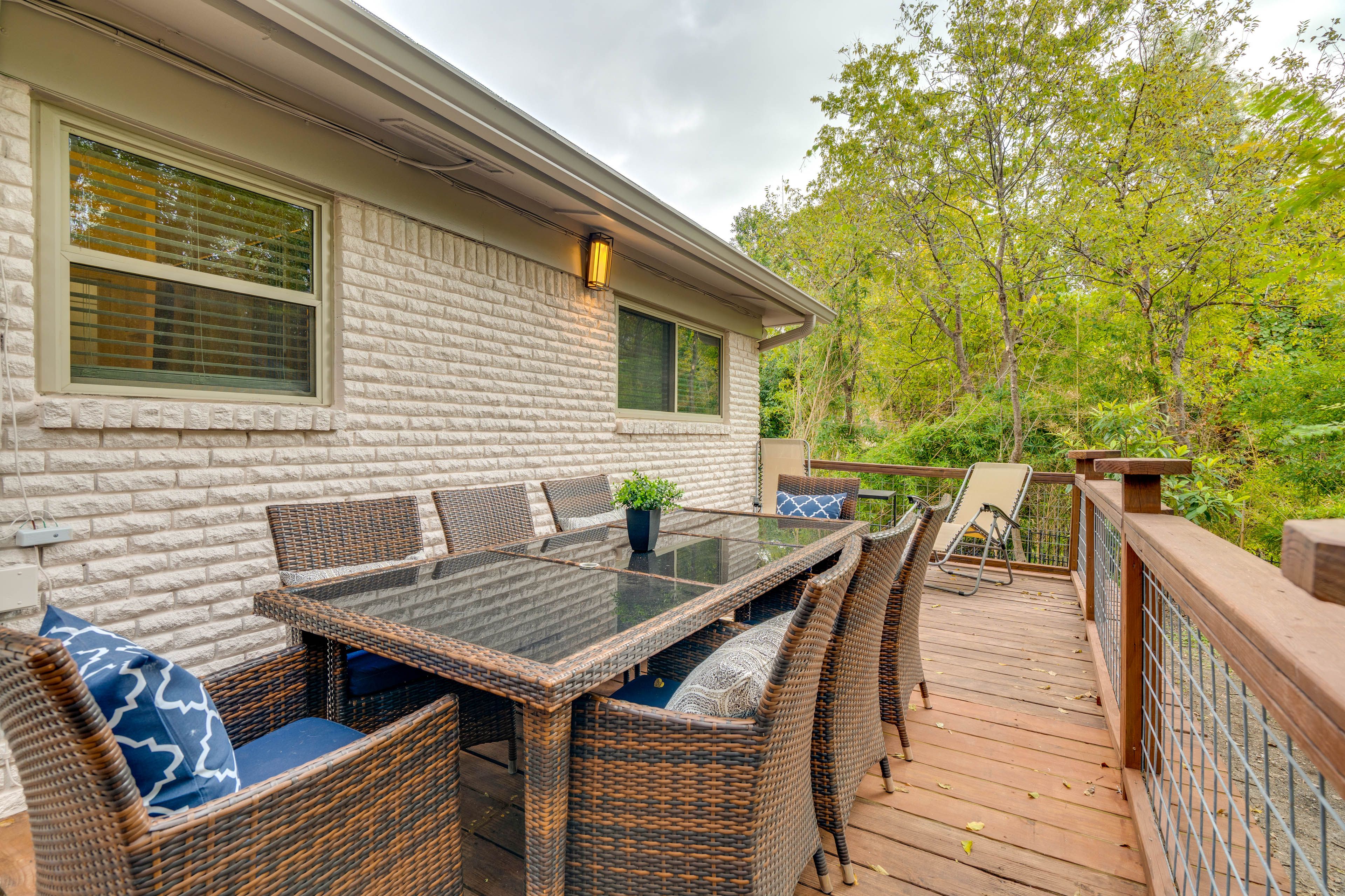 Deck | Dining Area | Lounge Seating
