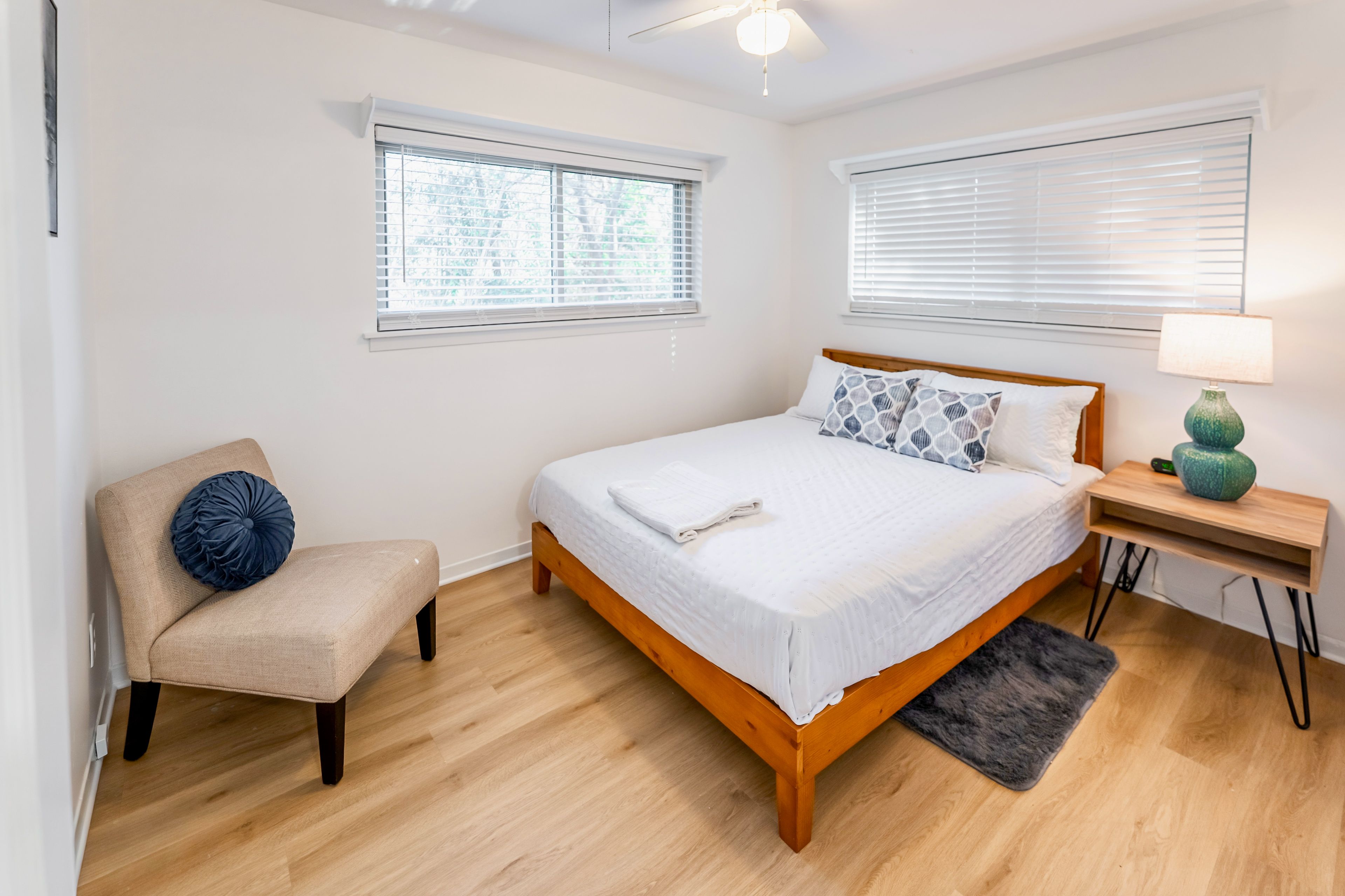 Bedroom 2 | Queen Bed