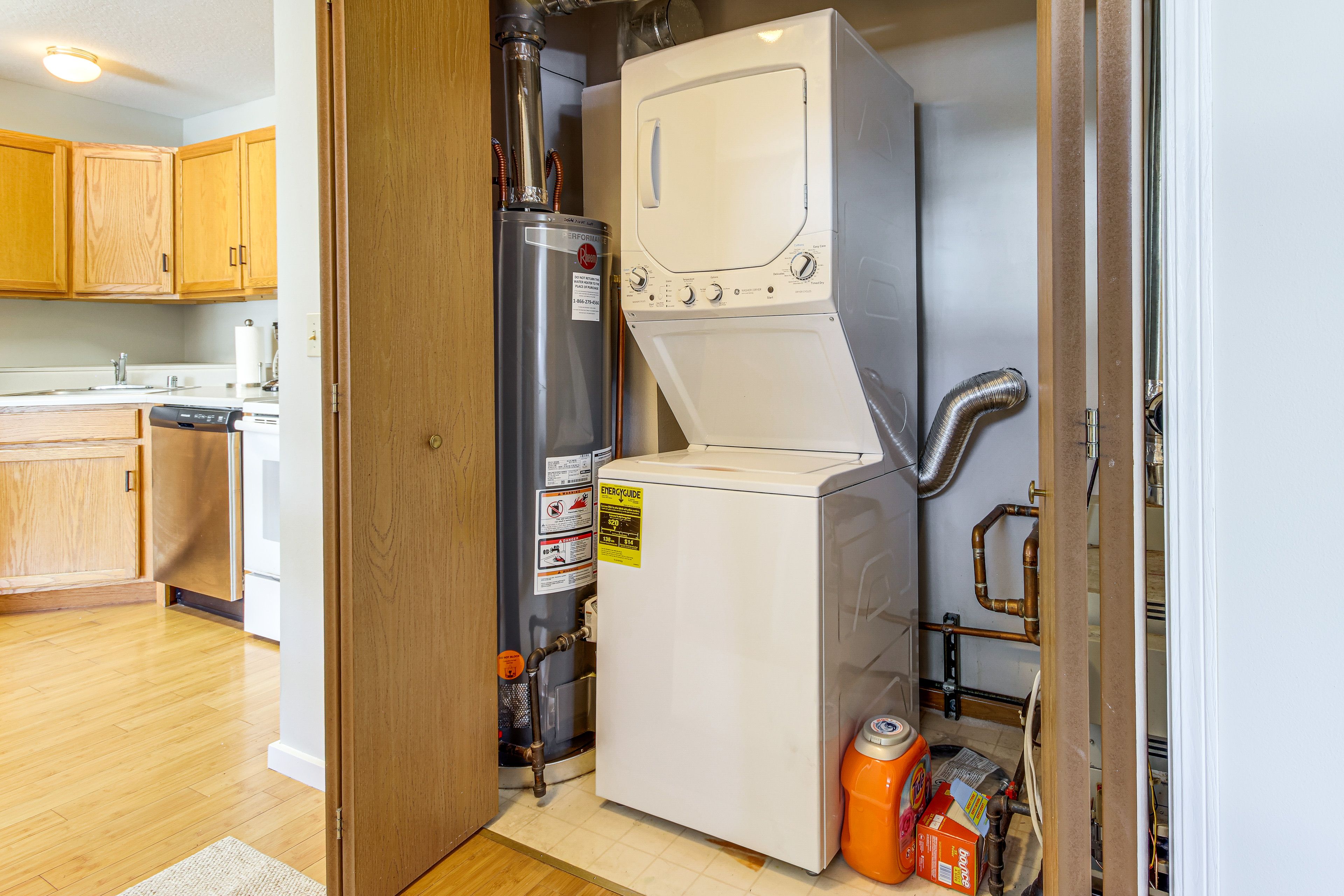 Laundry Area | Washer/Dryer