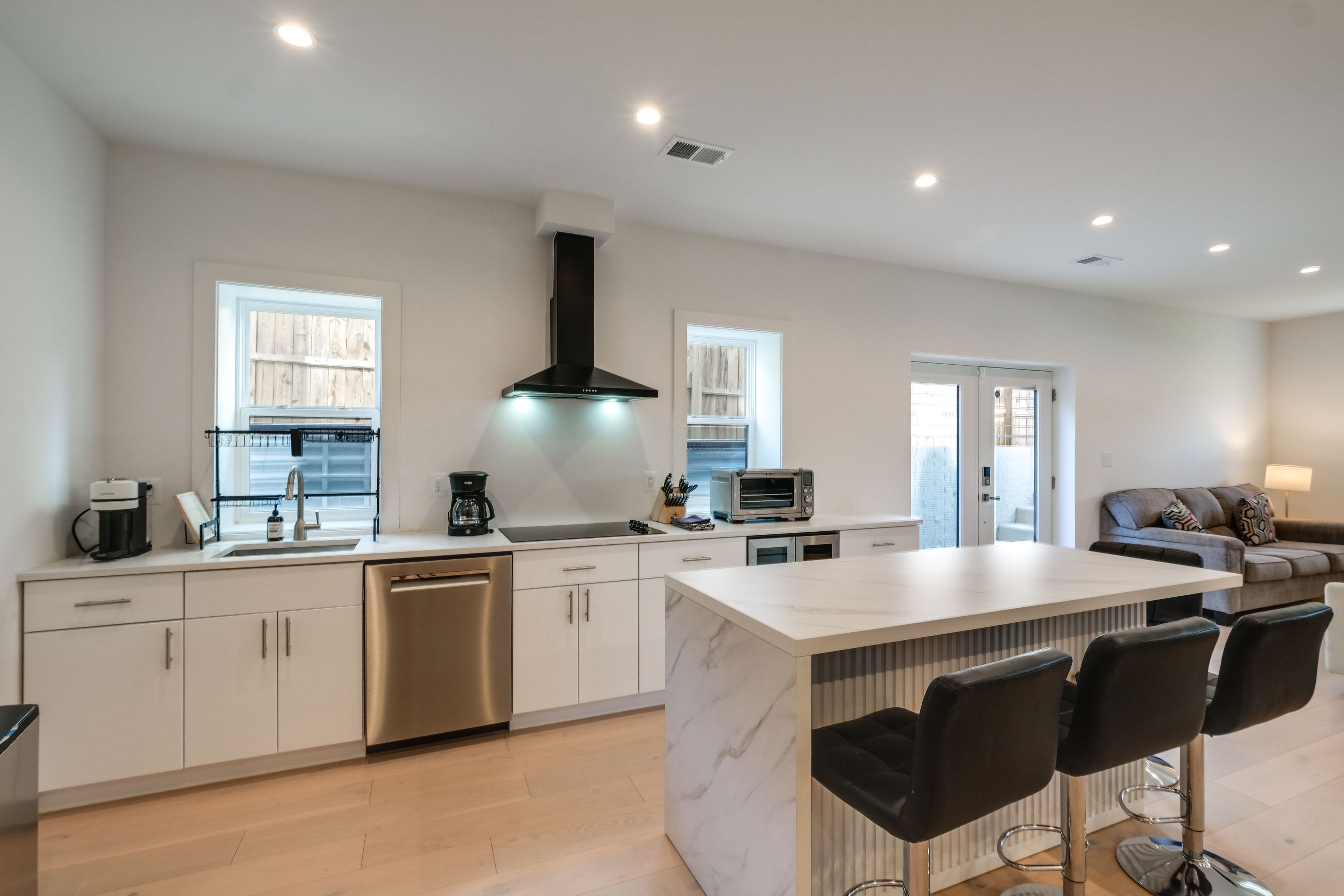 Kitchenette | Refrigerator