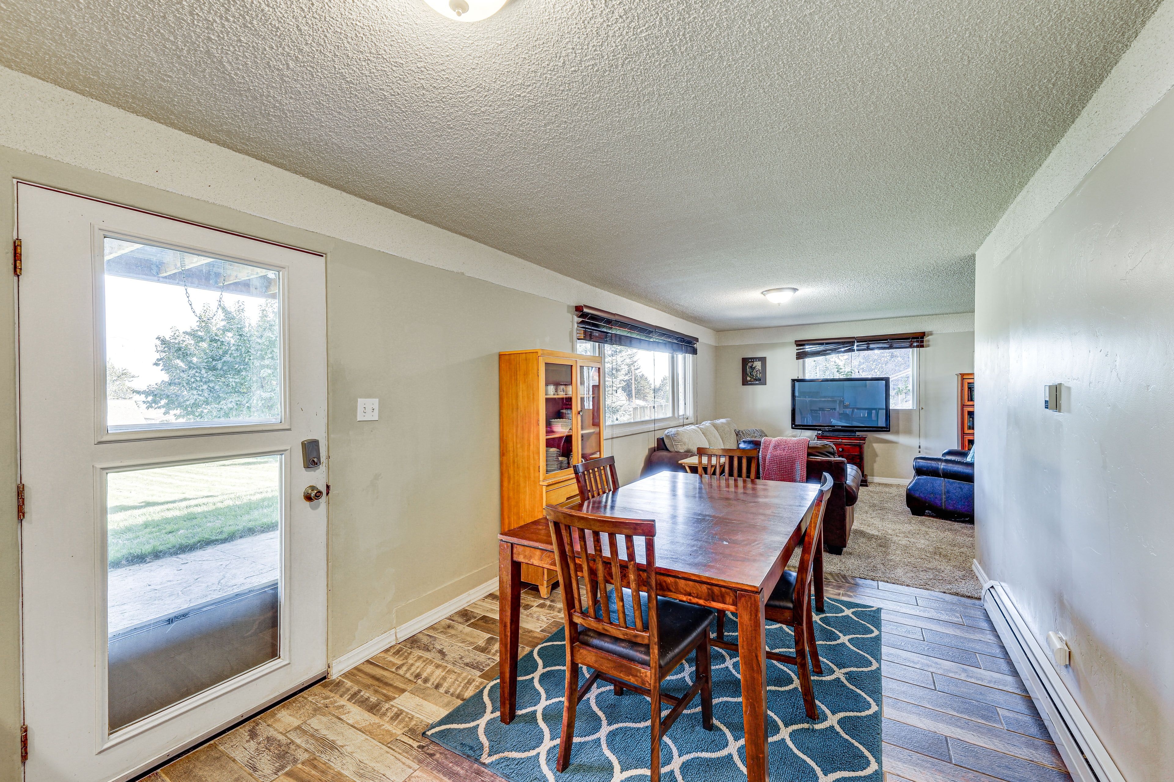 2nd Dining Area | Basement