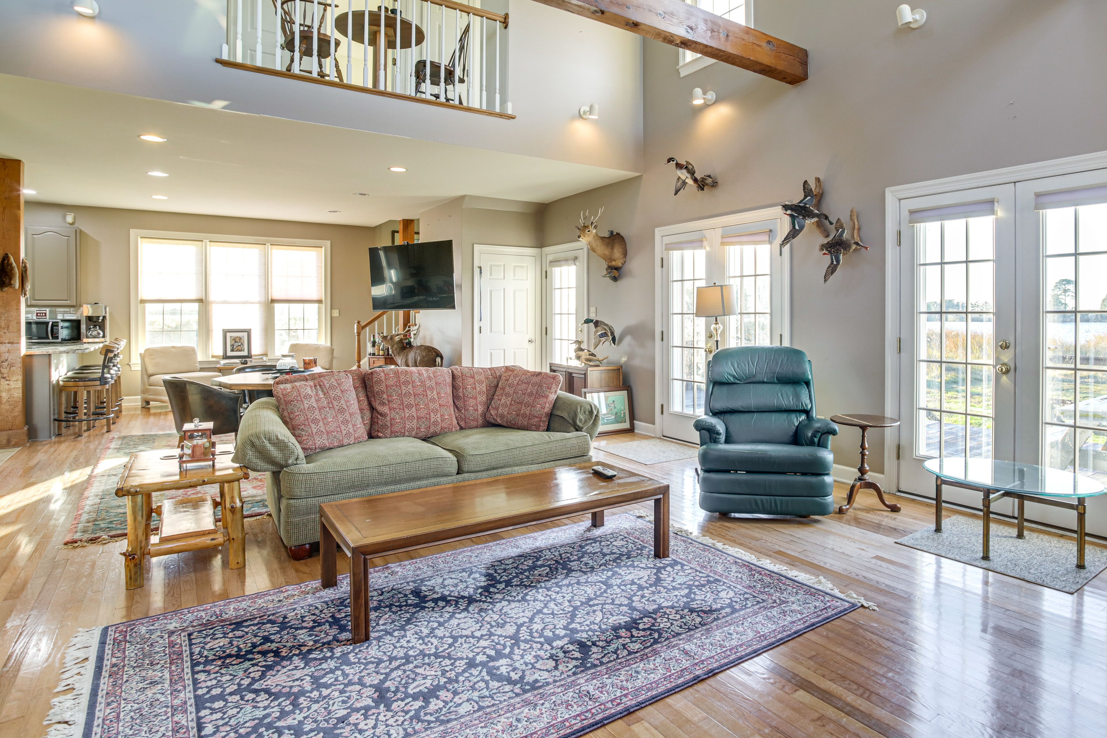 Living Room | Smart TV | Free WiFi | 1st Floor