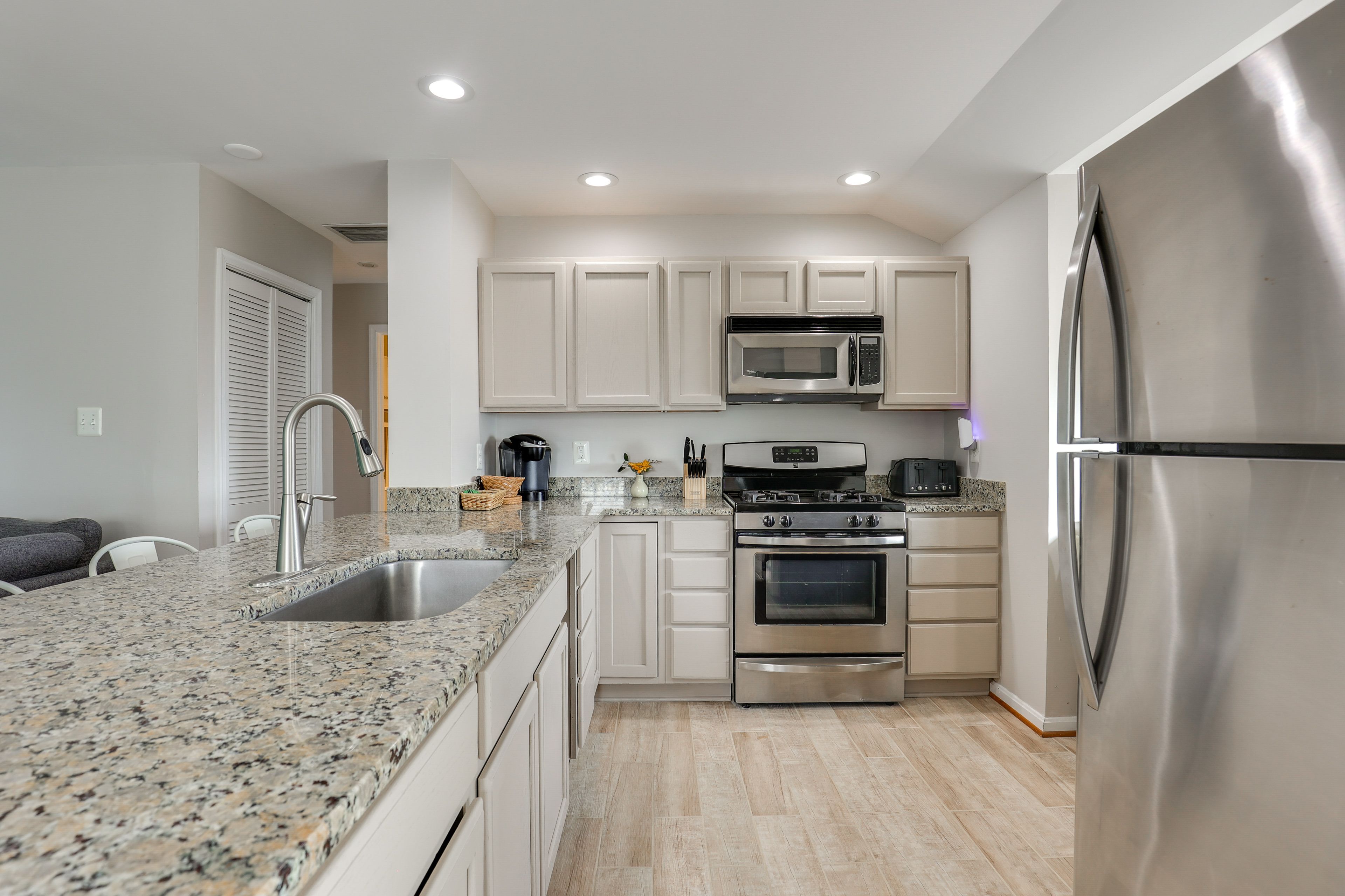 Kitchen | Coffee Maker | Toaster