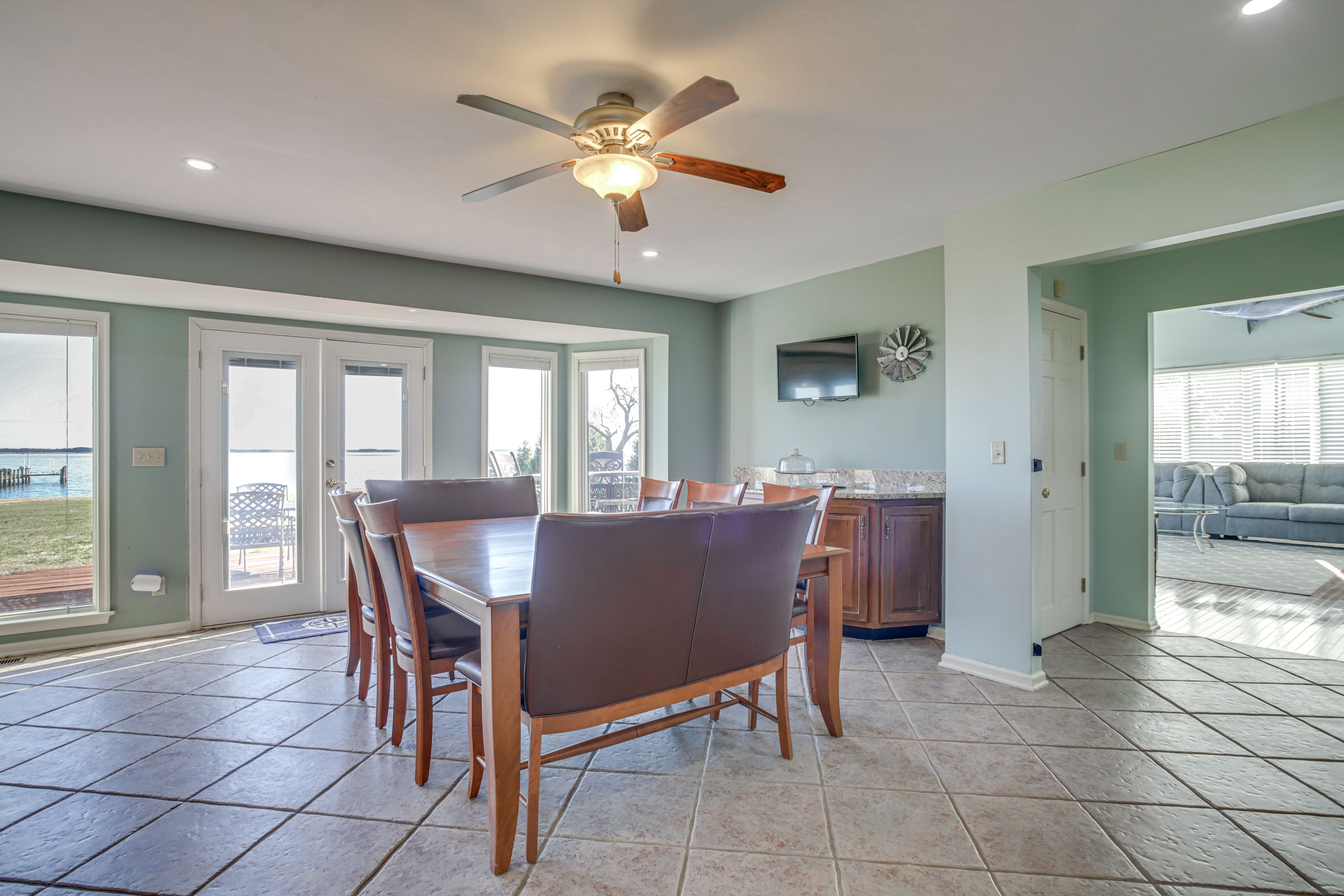 Dining Area | 1st Floor