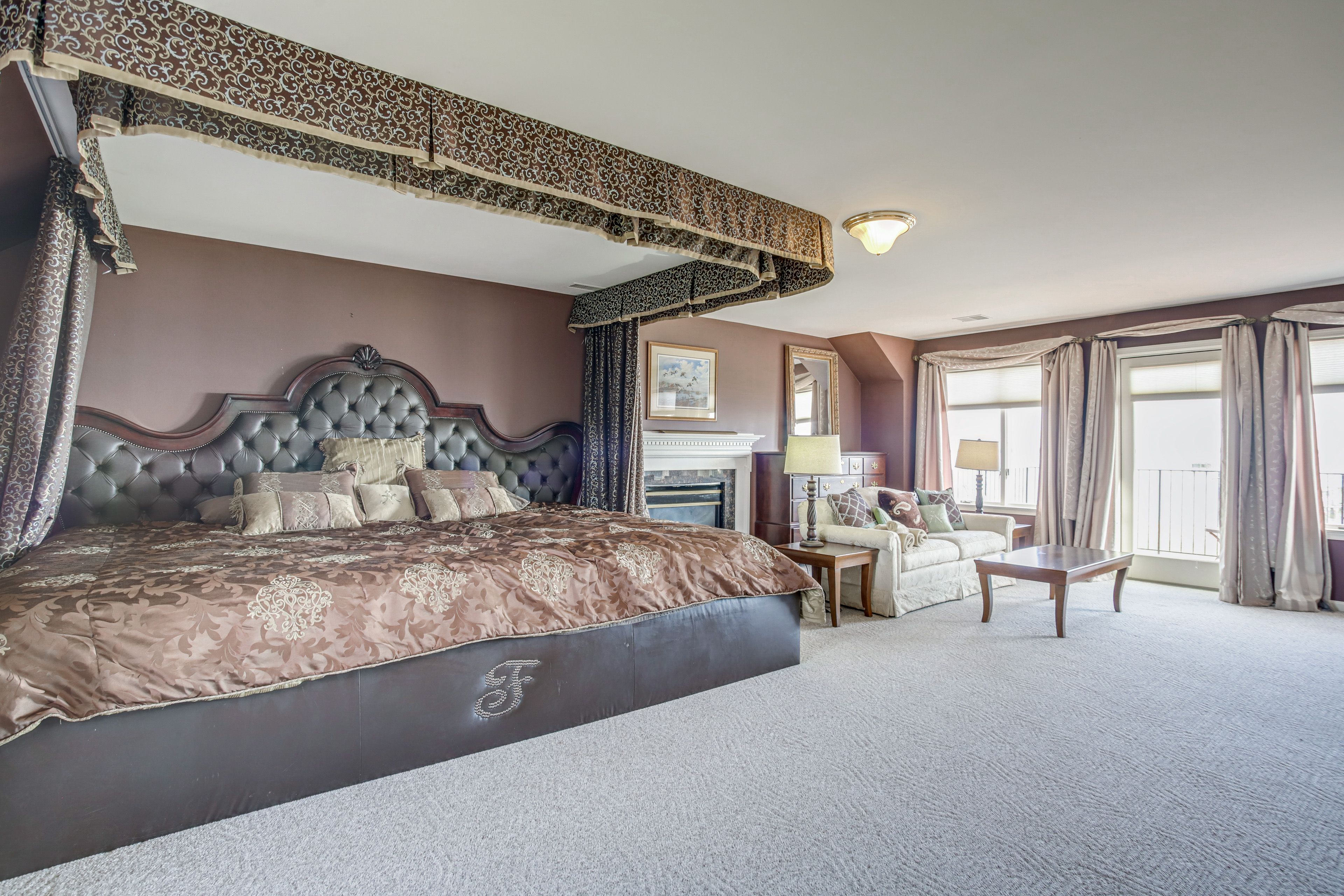 Bedroom 1 | Alaskan King Bed | 2nd Floor | Private Balcony