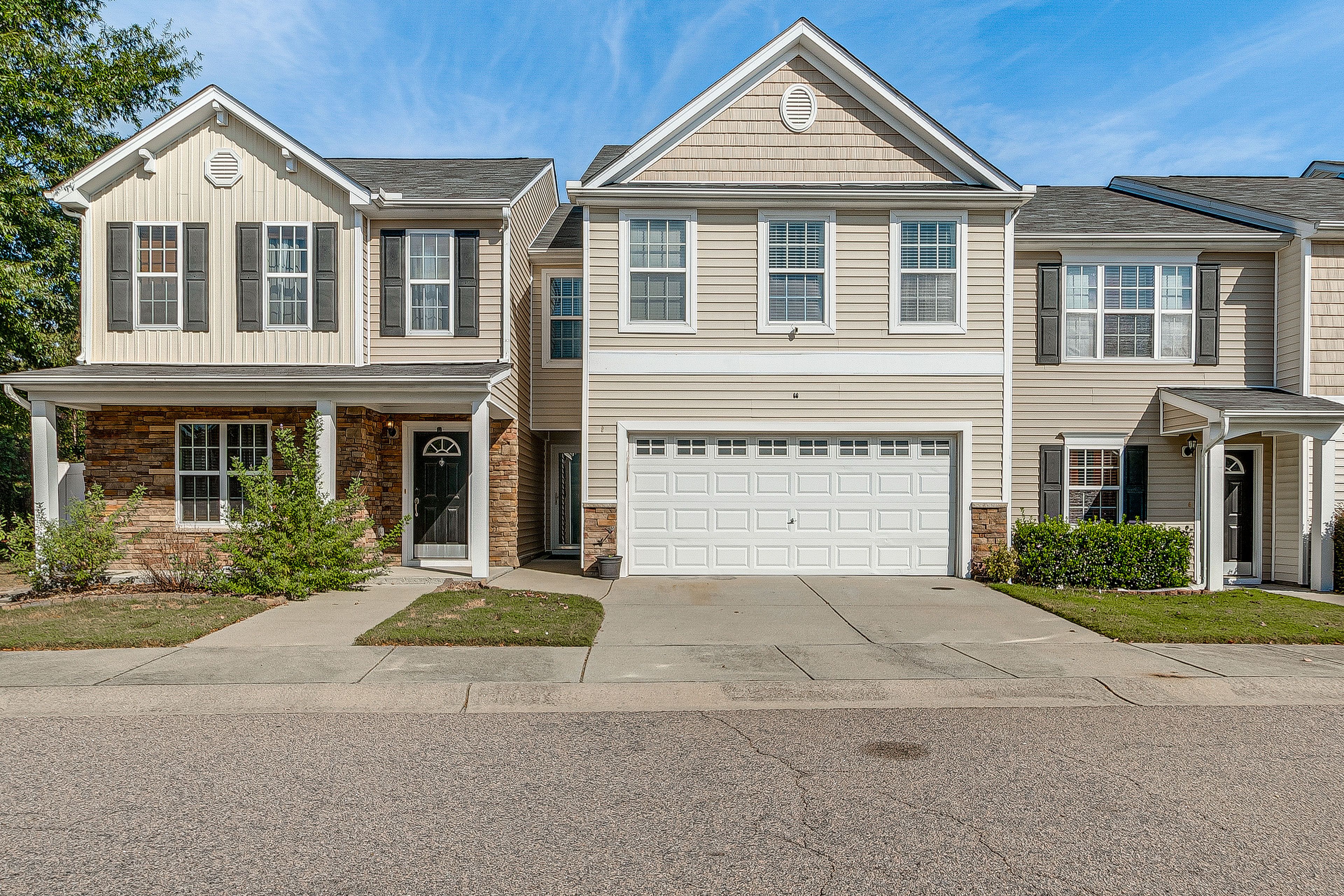 Raleigh Vacation Rental | 3BR | 2.5BA | Stairs Required | 1,400 Sq Ft