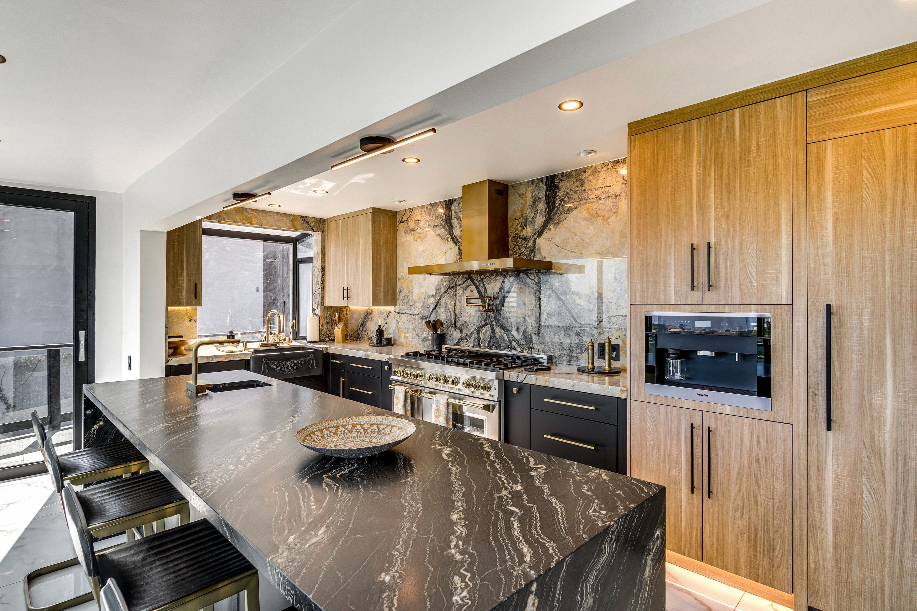 Kitchen | 1st Floor