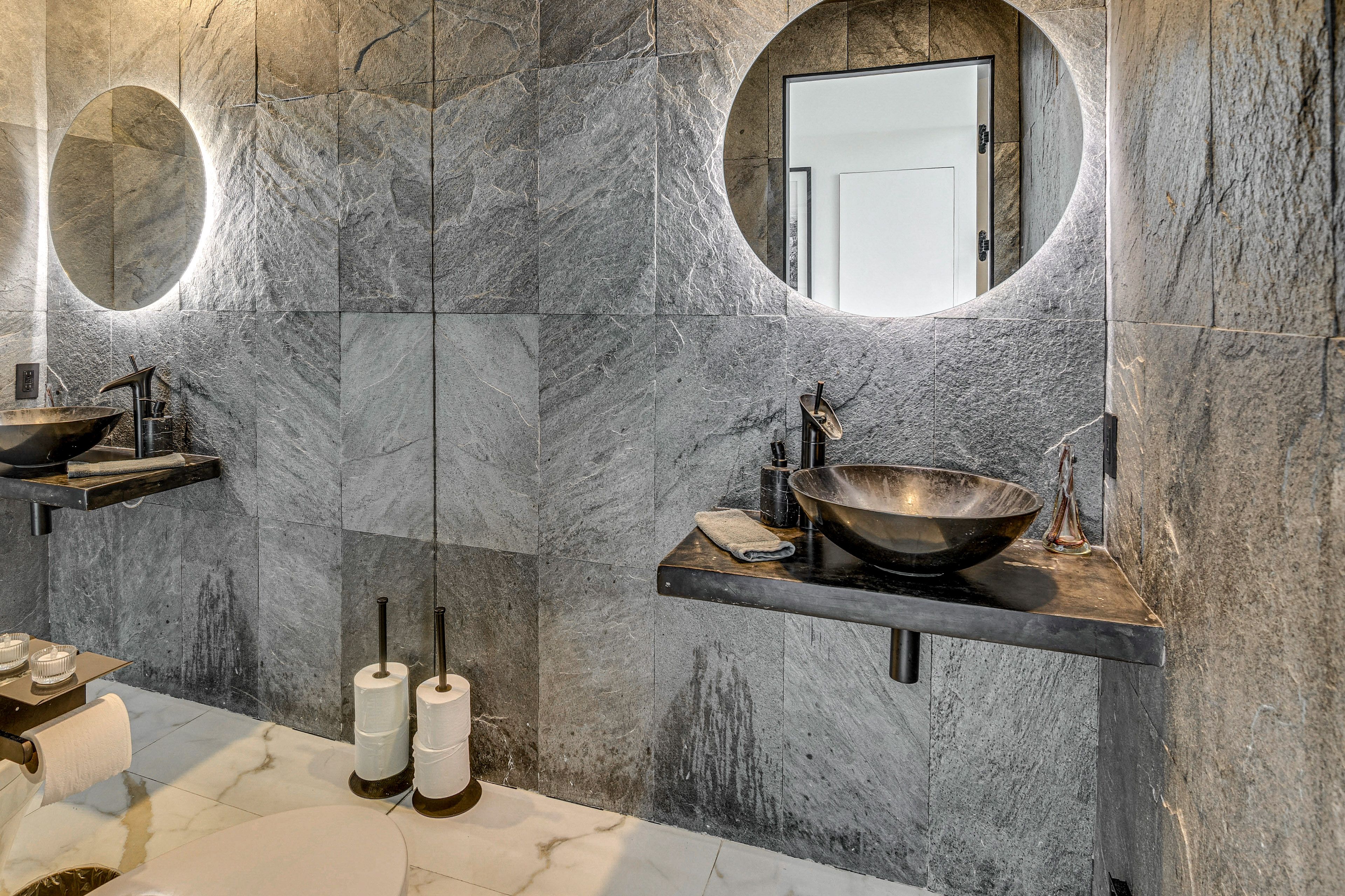 Half Bathroom | 1st Floor
