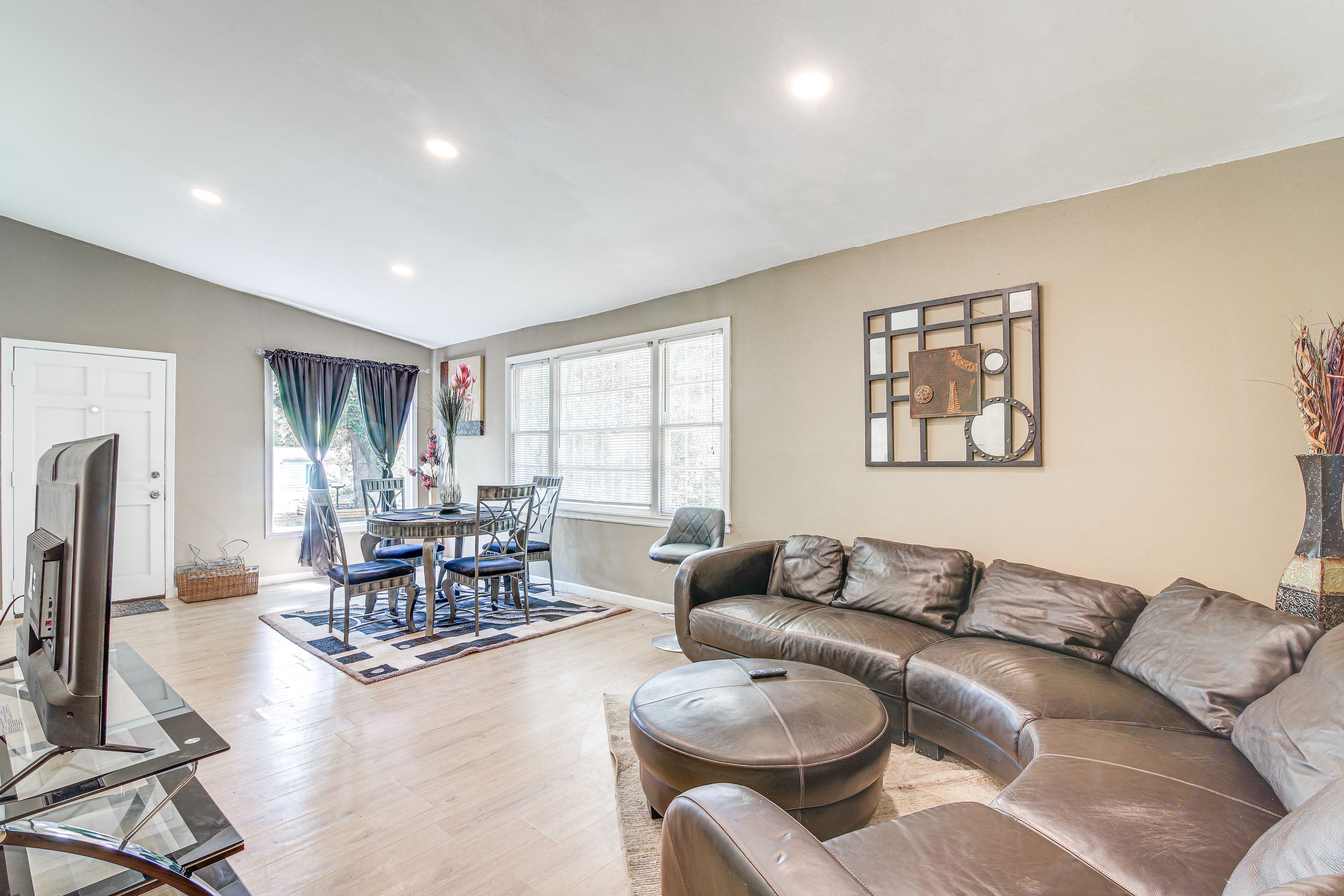 Decatur Vacation Rental | 2BR | 2BA | 1,000 Sq Ft | Step-Free Access