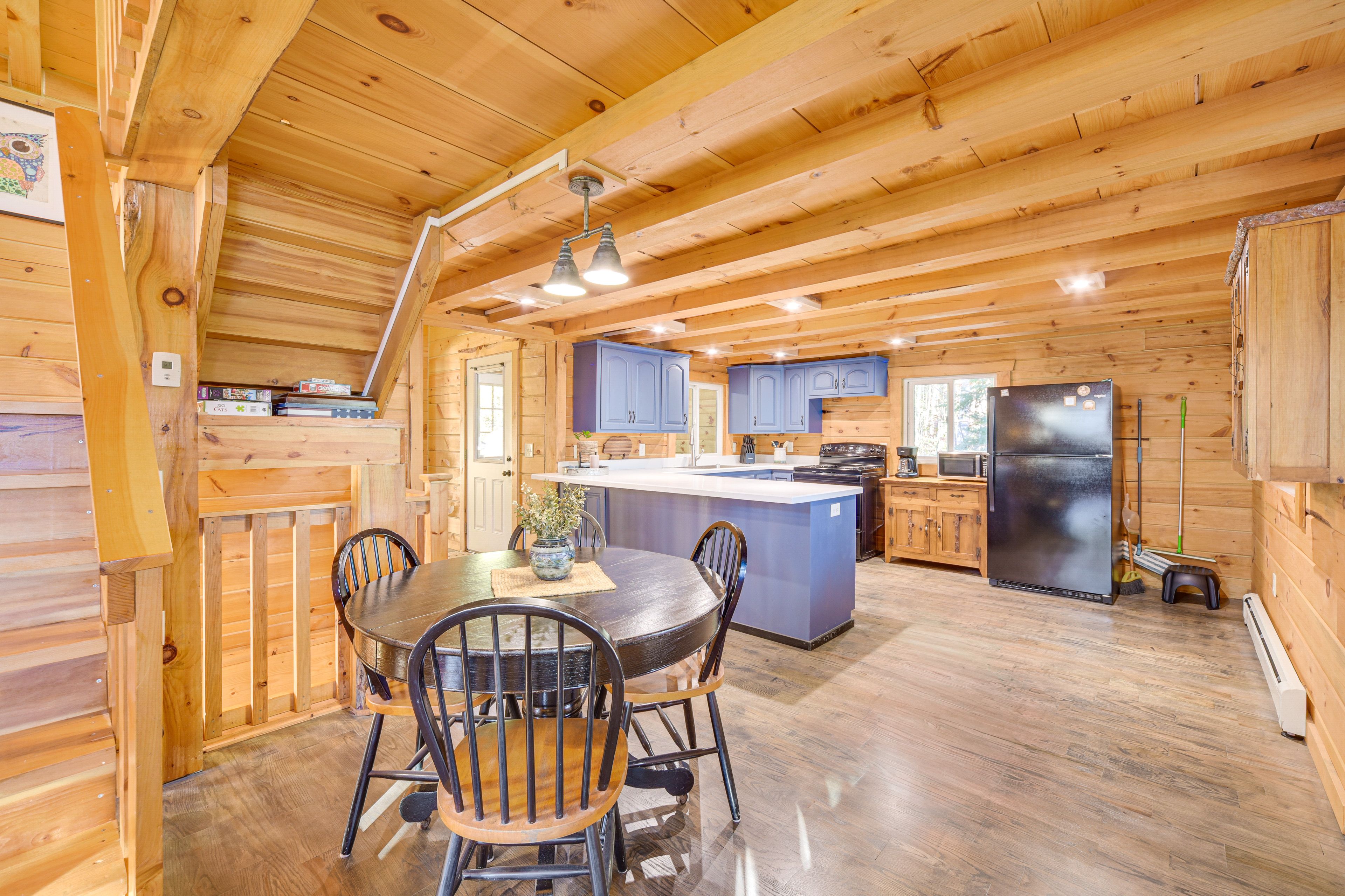 Kitchen | Dining Area