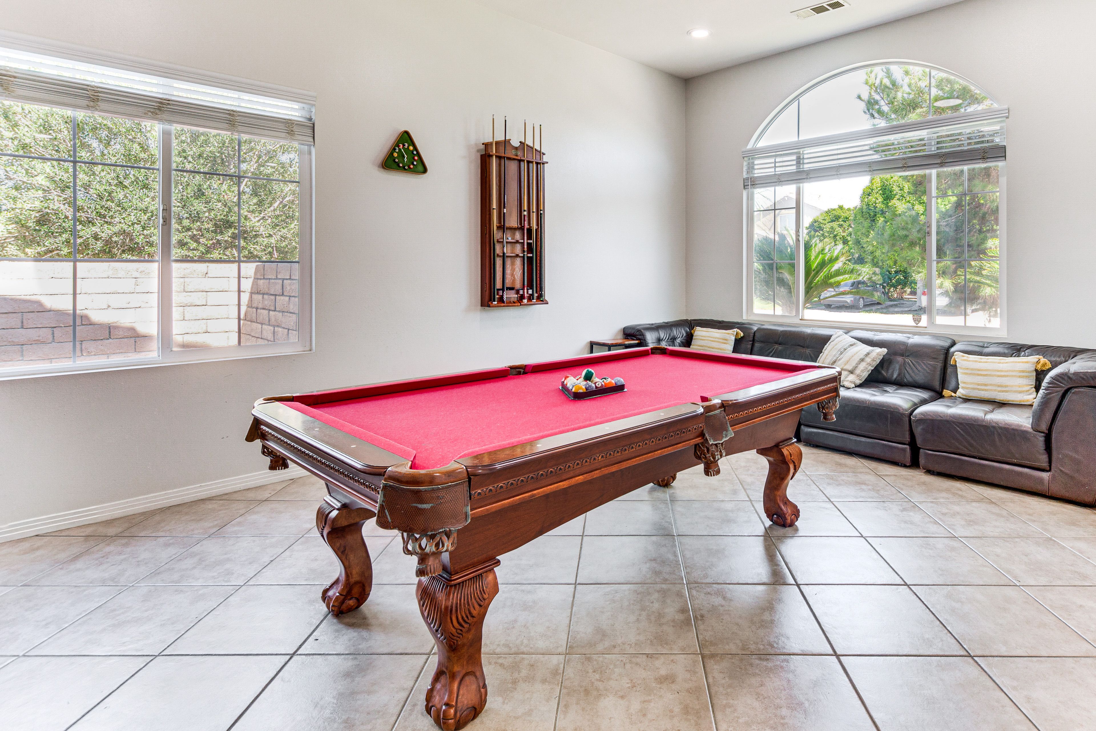 Game Room | Pool Table | Dartboard | 1st Floor