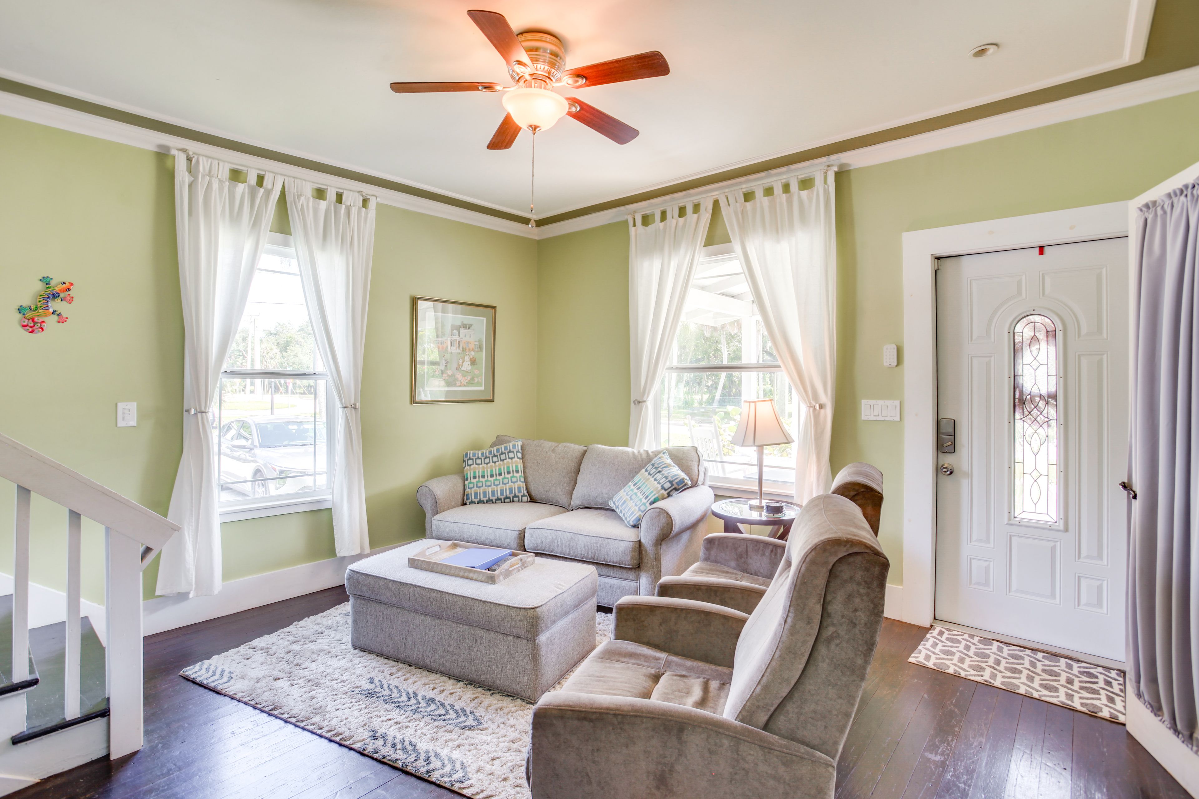 Interior | 2-Story House | Central Heating & A/C | In-Unit Laundry