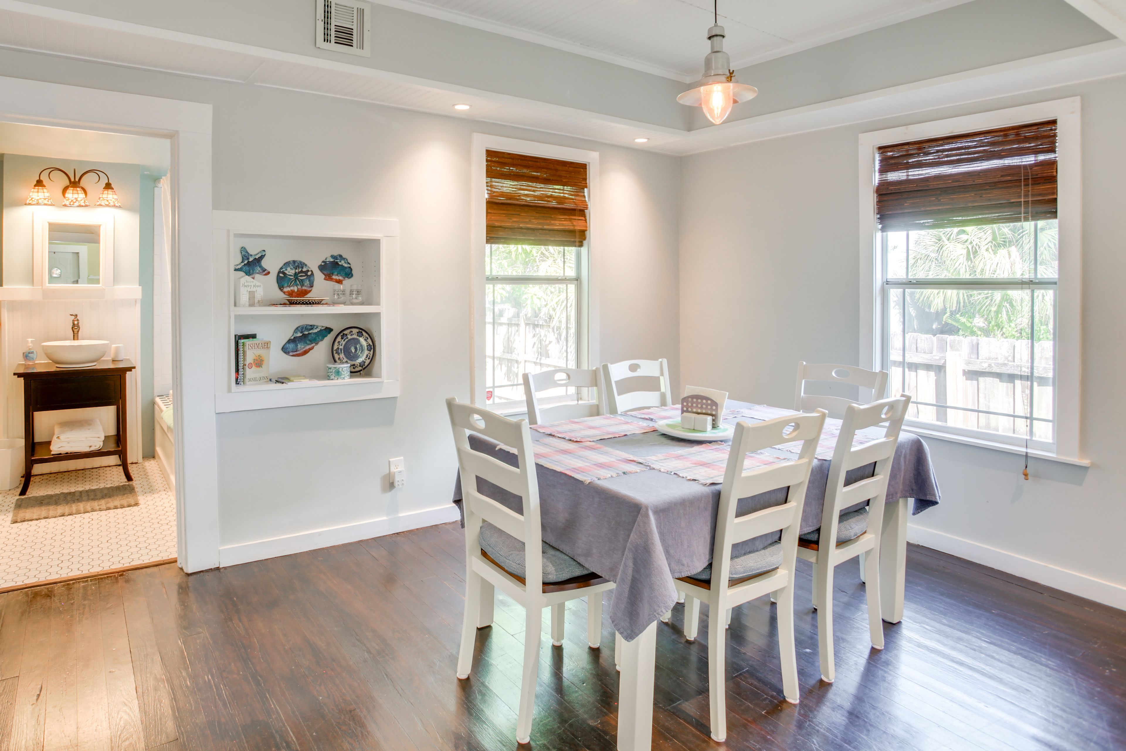 Dining Area | 1st Floor