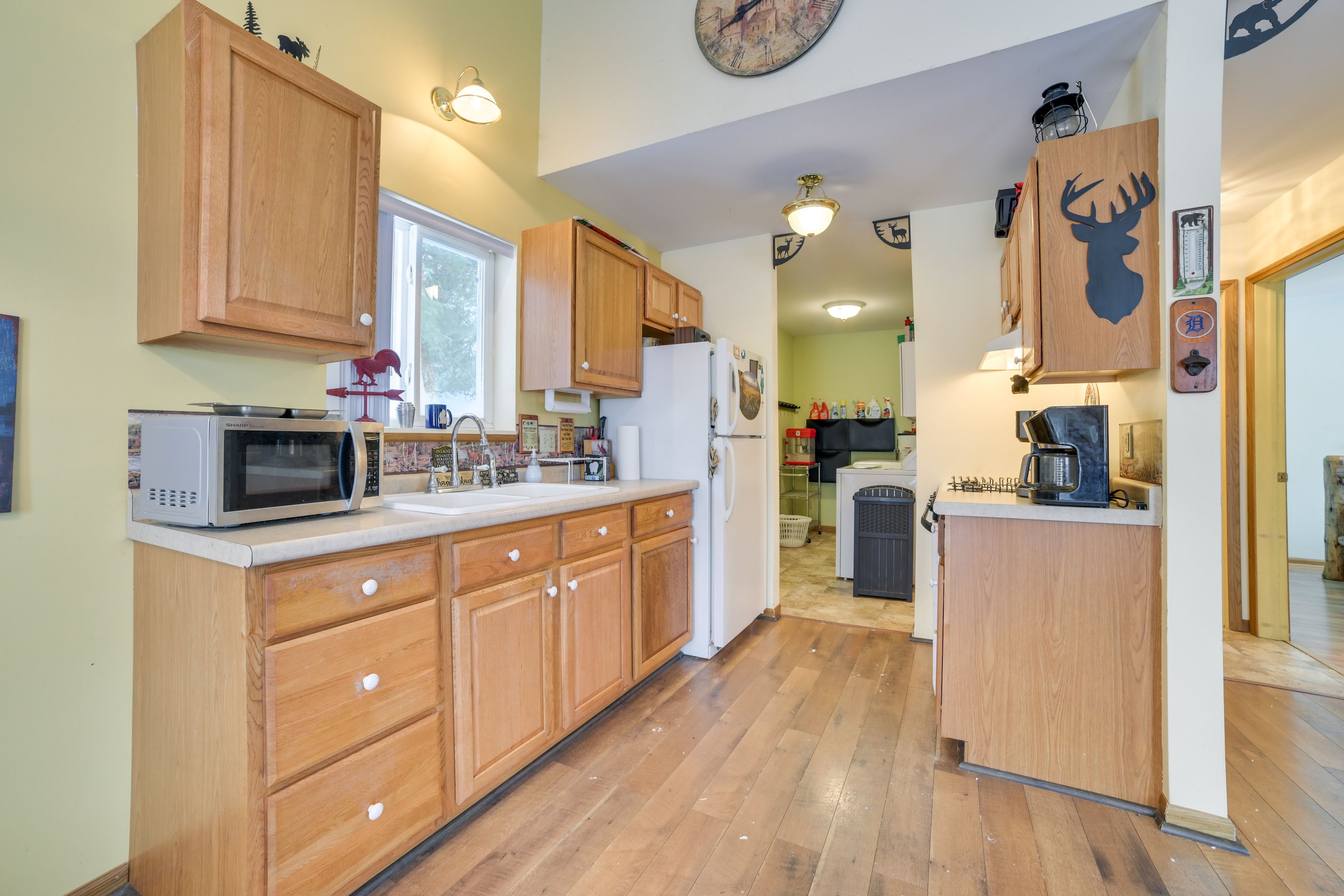 Kitchen | Cooking Basics | Stove/Oven | 1st Floor