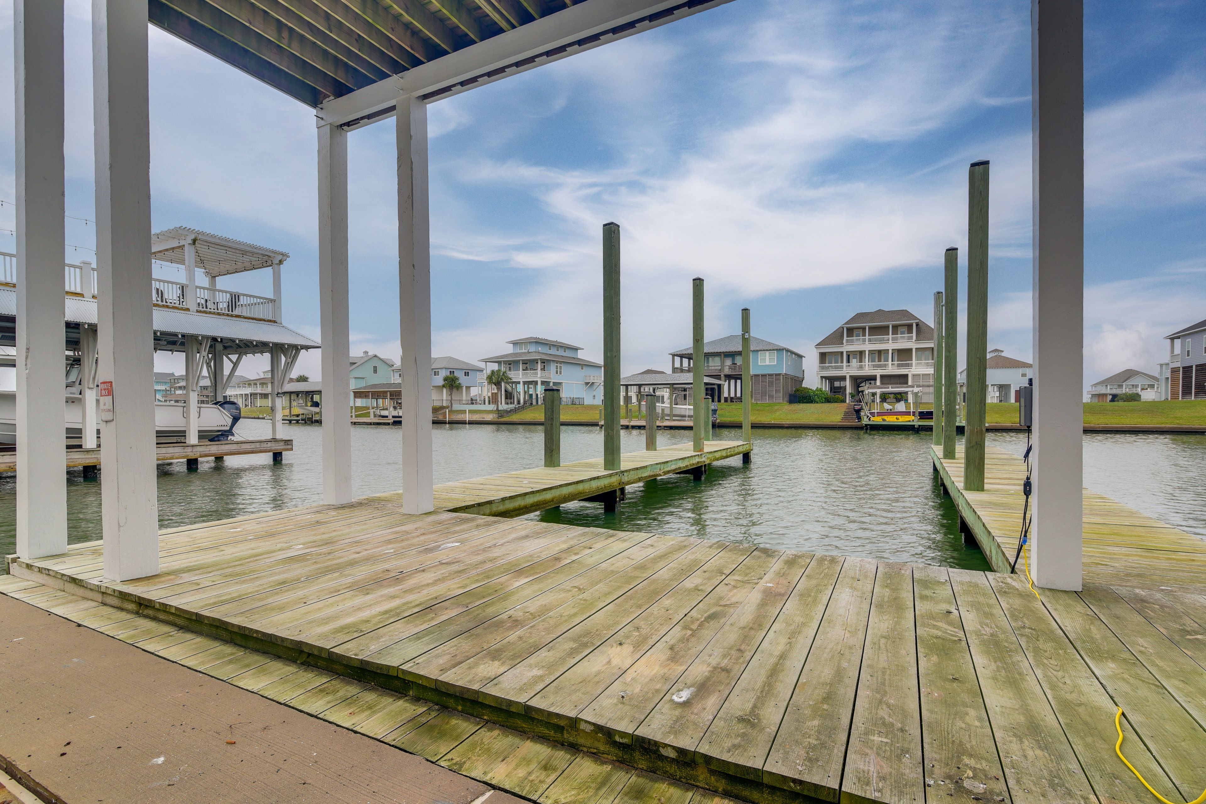 Bay Access On-Site | Private Boat Dock