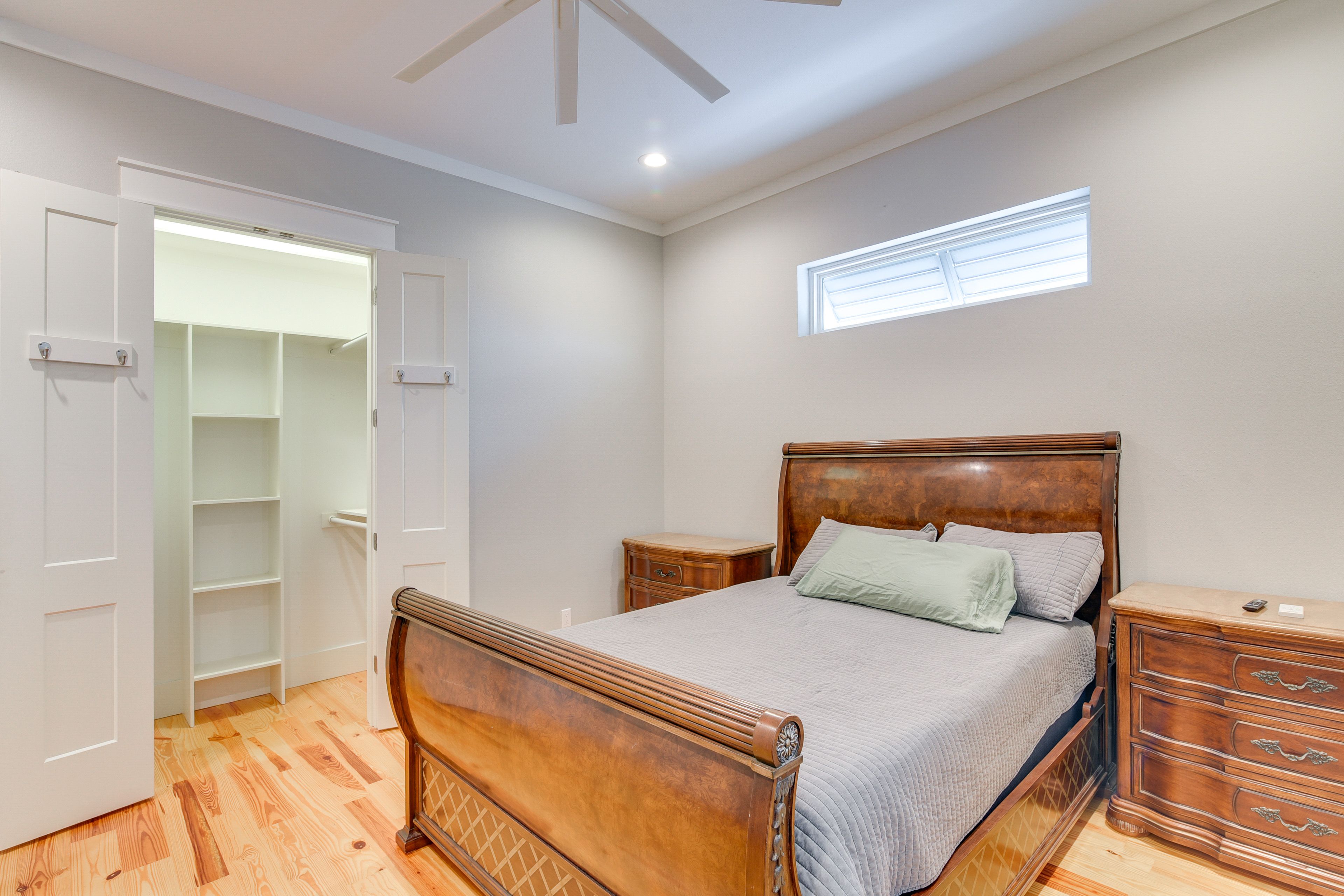 Bedroom 2 | Queen Bed | 1st Floor