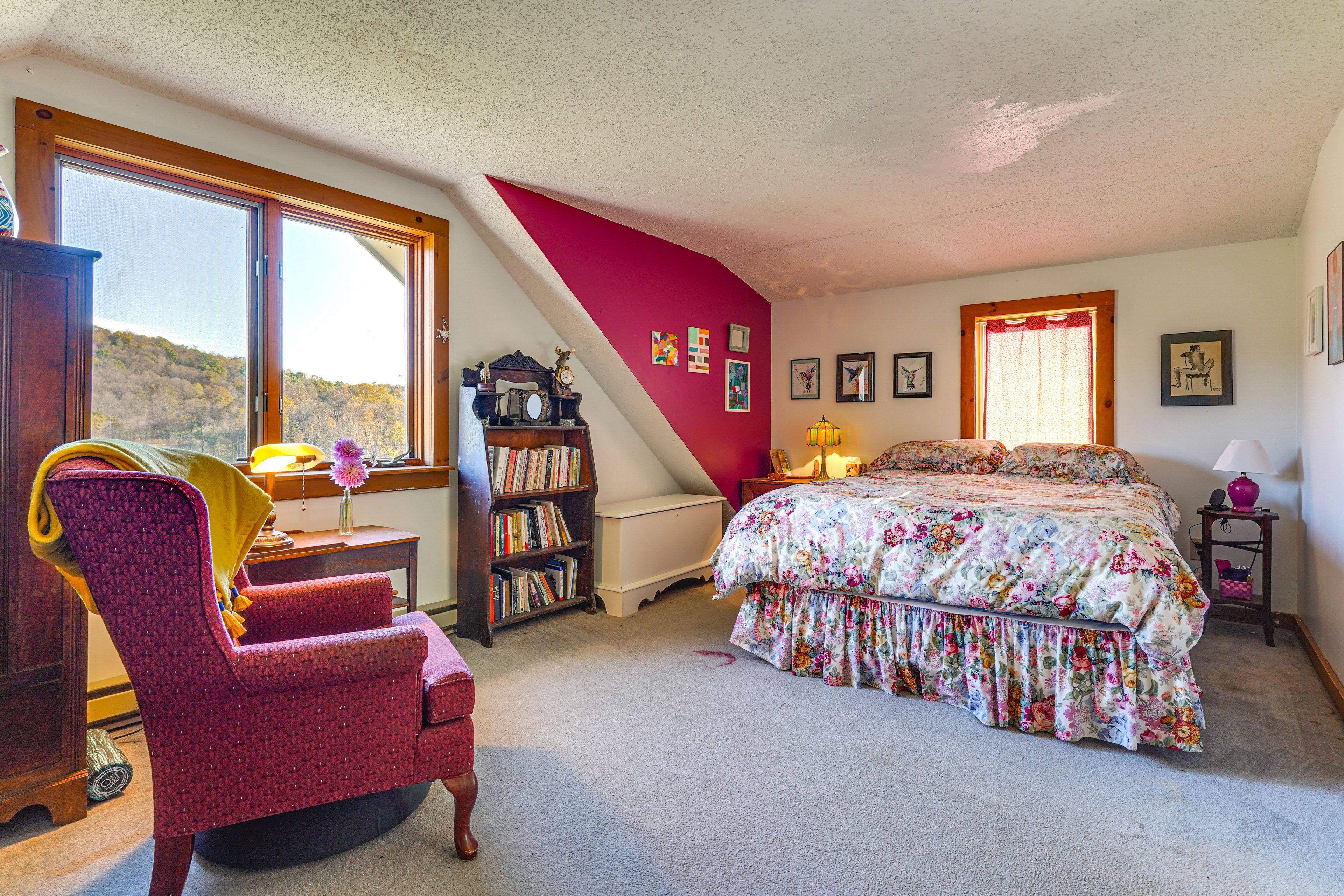 Bedroom 1 | Queen Bed | 2nd Floor